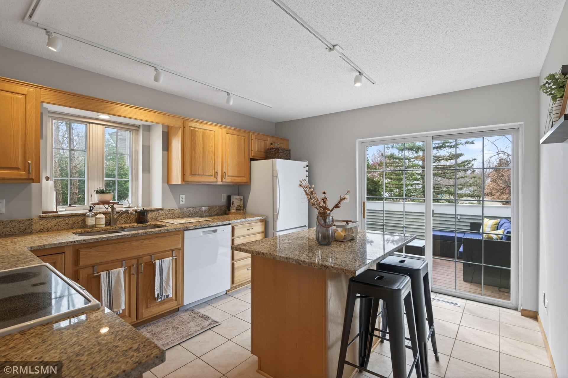 15705 25th Place N Unit: C