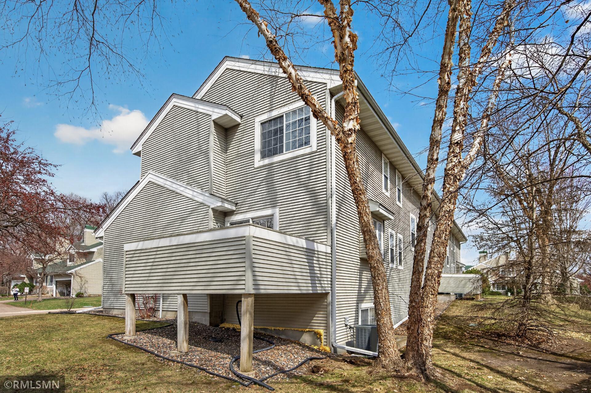 15705 25th Place N Unit: C