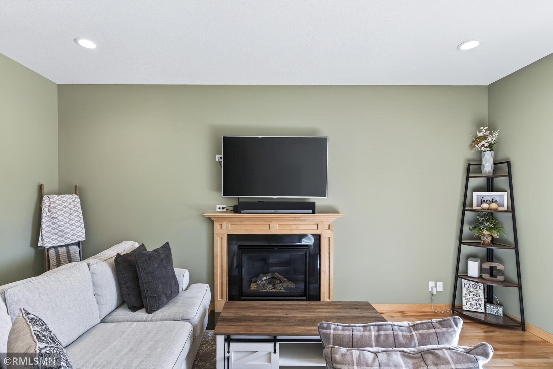 921 Inspiration Parkway S