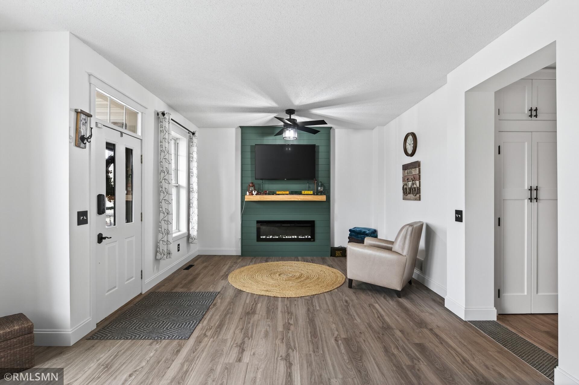 4372 Victor Path Unit: 2