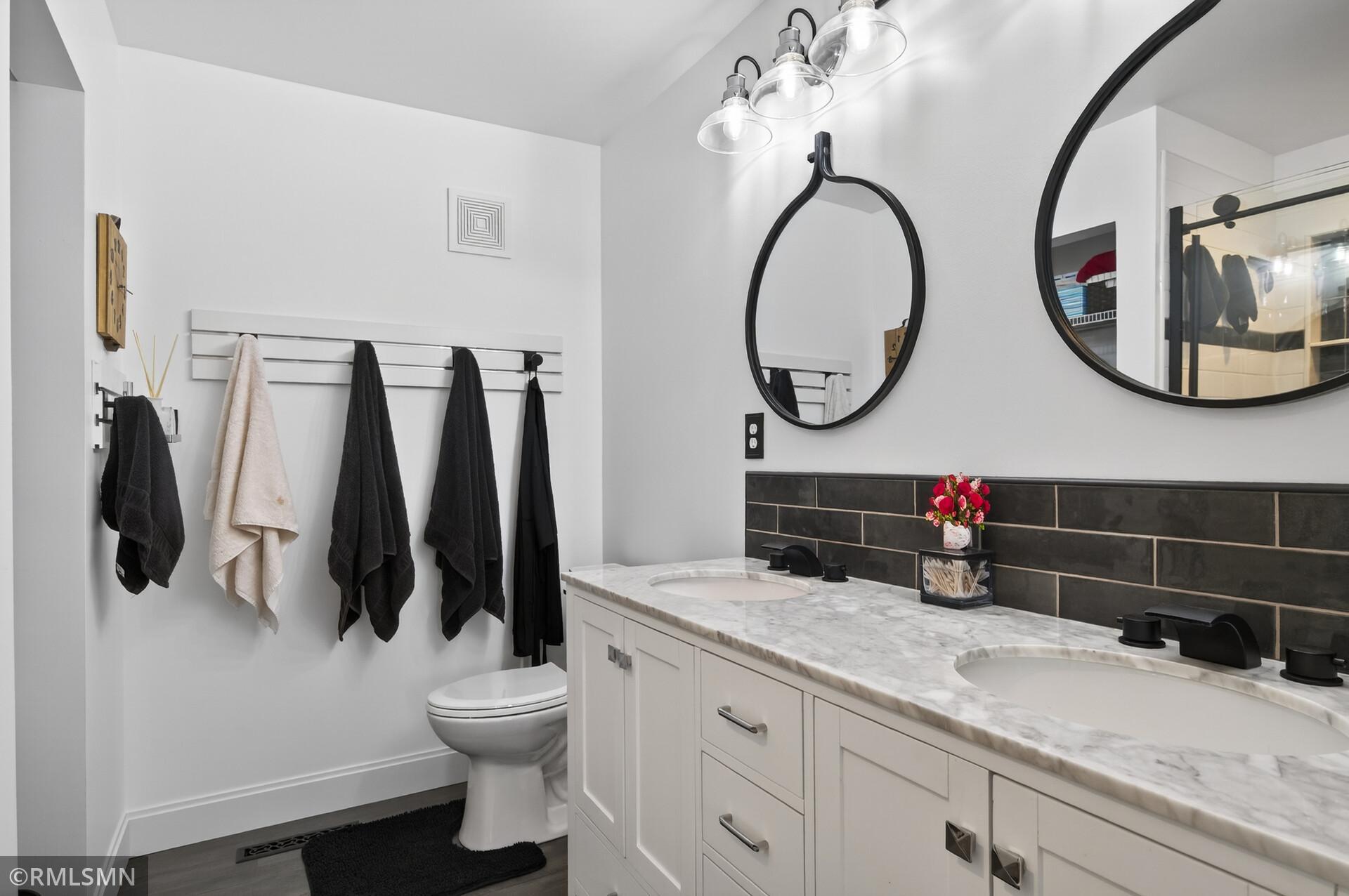 4372 Victor Path Unit: 2