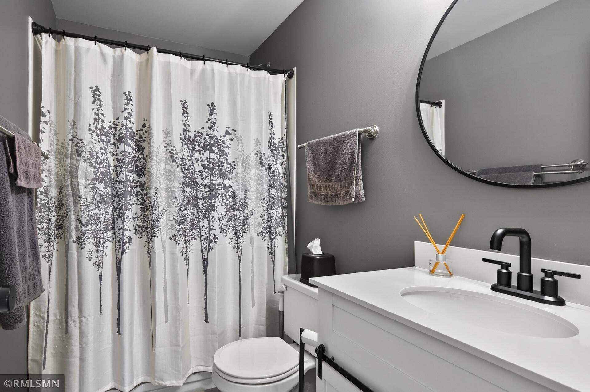 4372 Victor Path Unit: 2