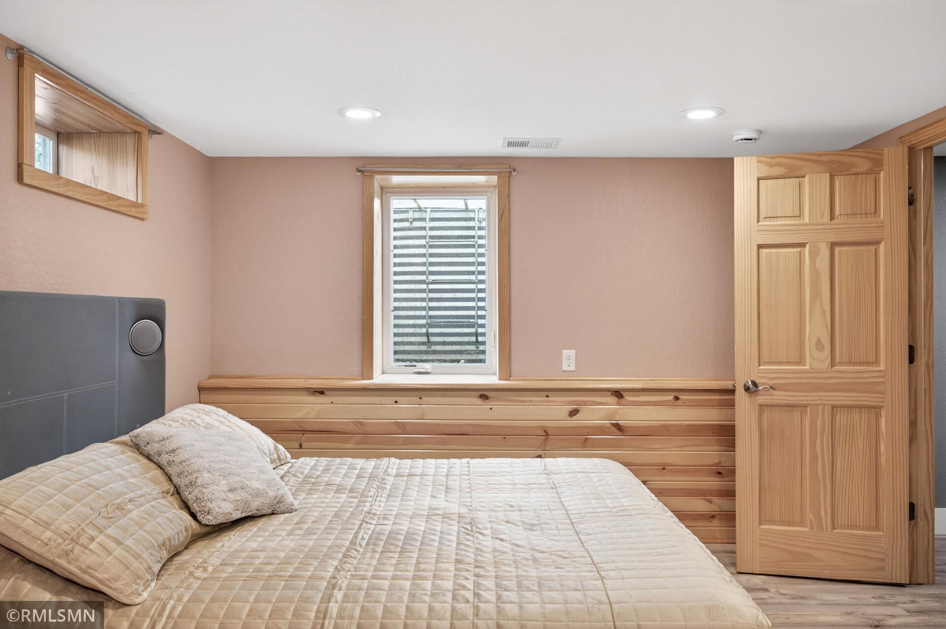 18115 Bender Street NE