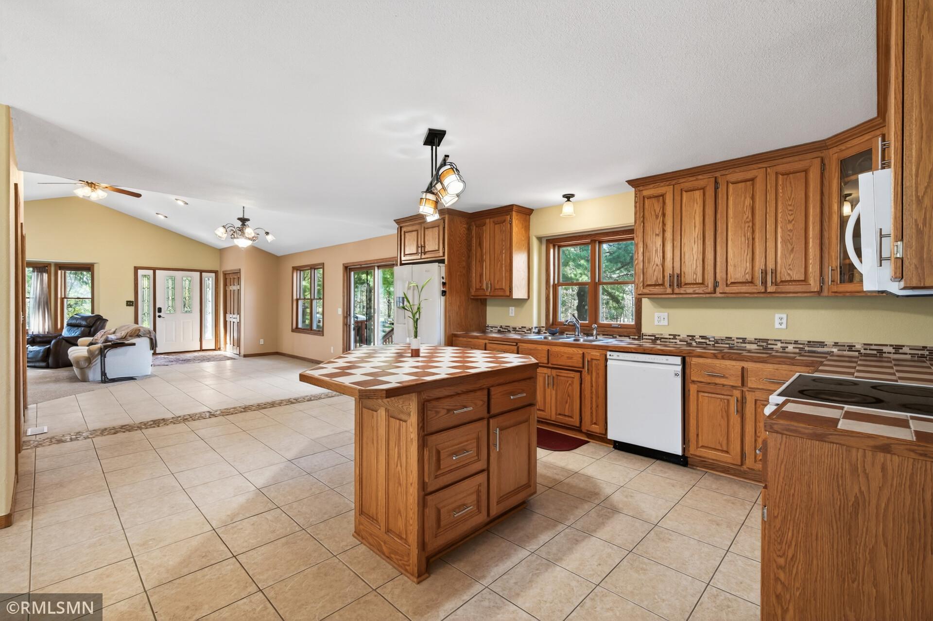 18115 Bender Street NE