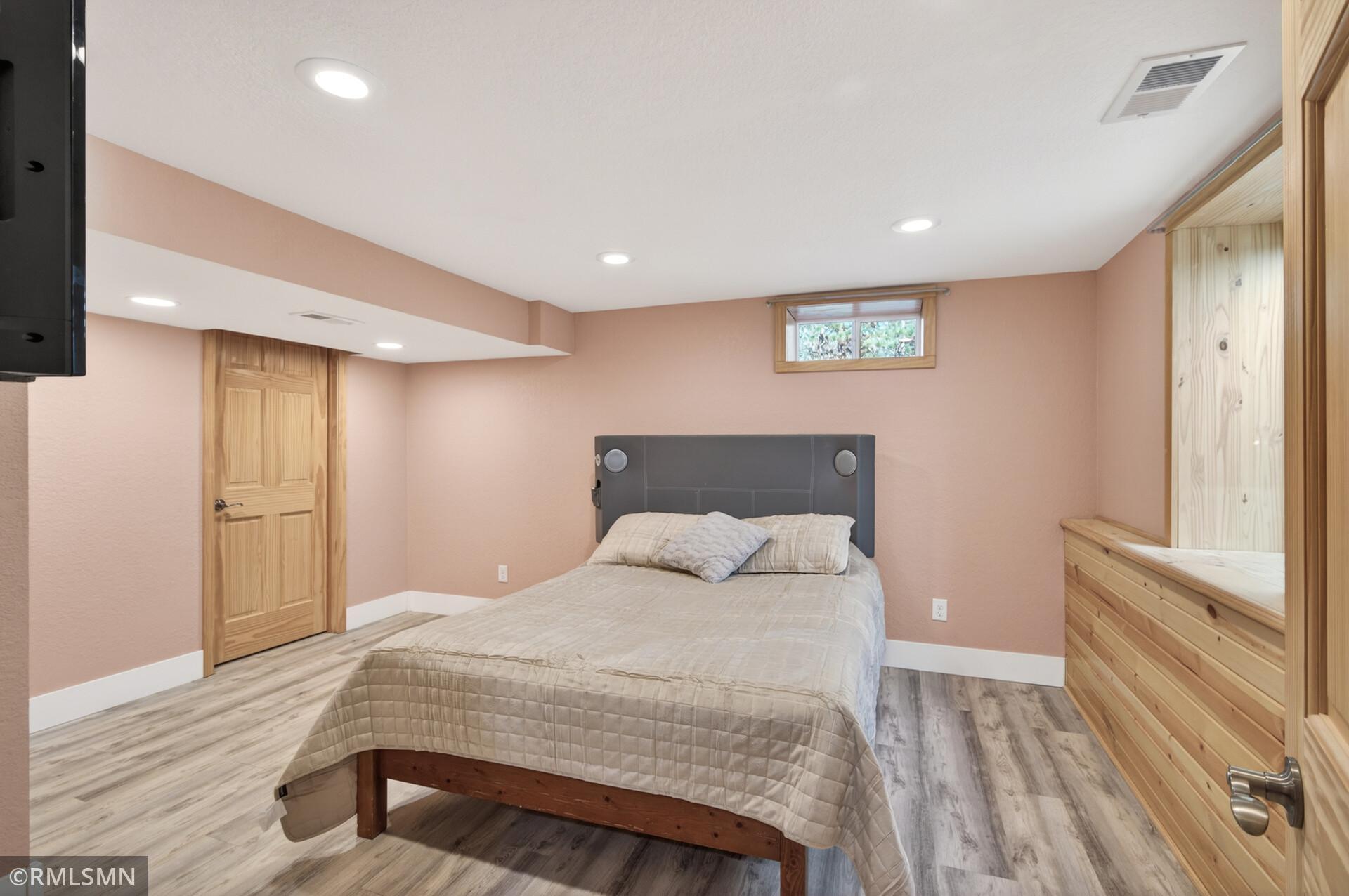 18115 Bender Street NE