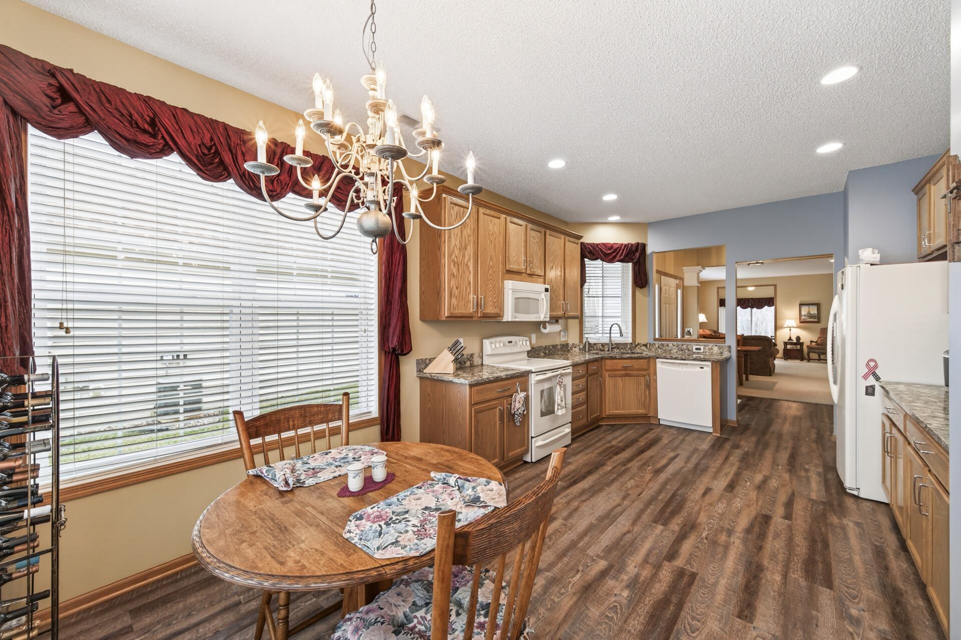 15739 Farnham Avenue N