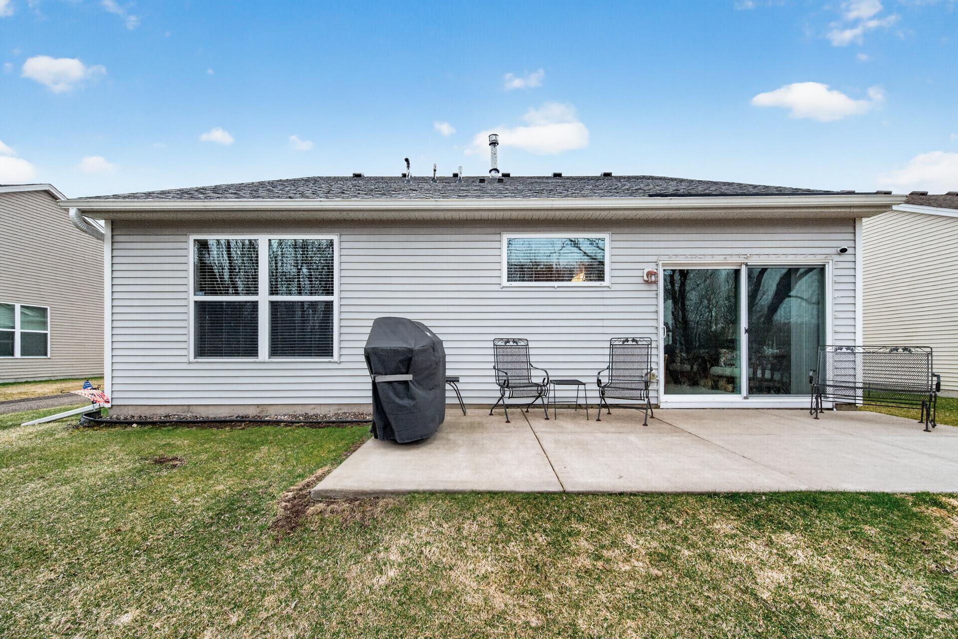 15739 Farnham Avenue N