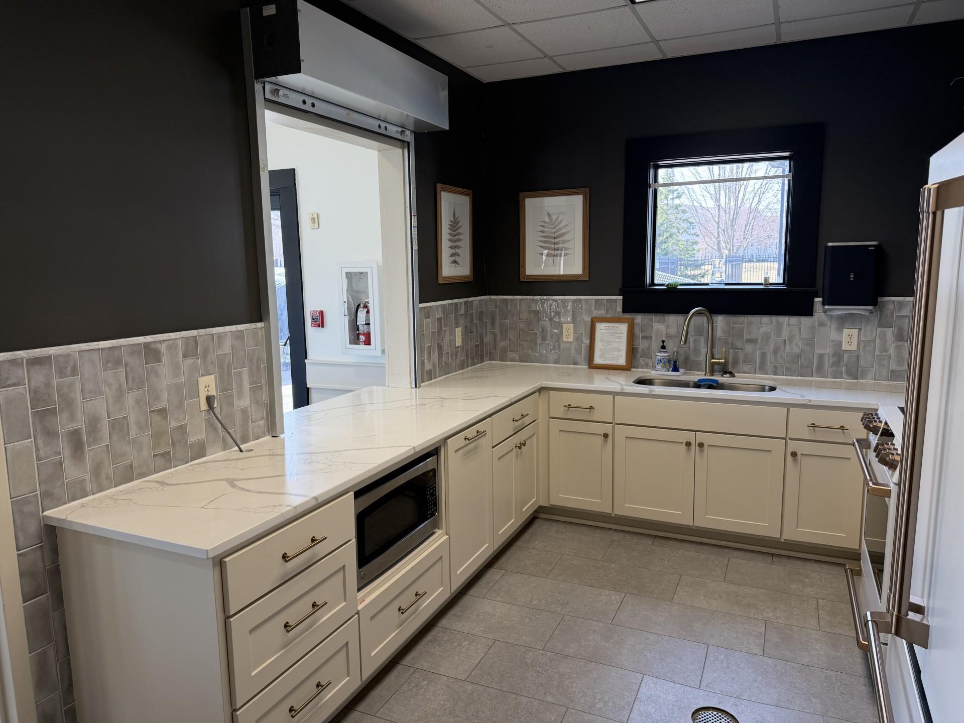 15739 Farnham Avenue N