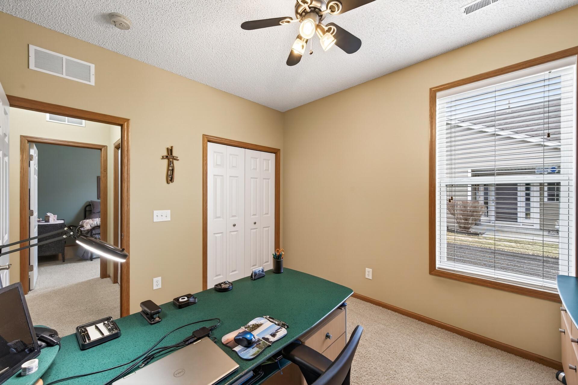 15739 Farnham Avenue N