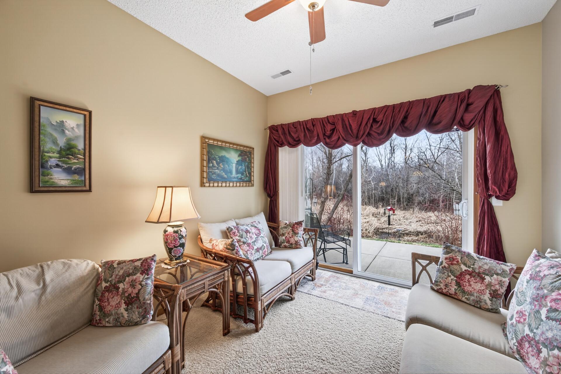 15739 Farnham Avenue N