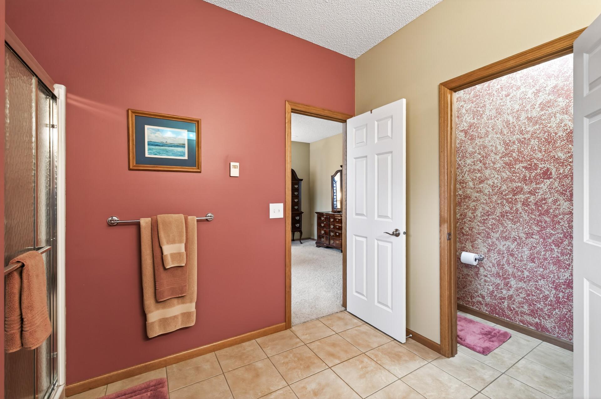 15739 Farnham Avenue N