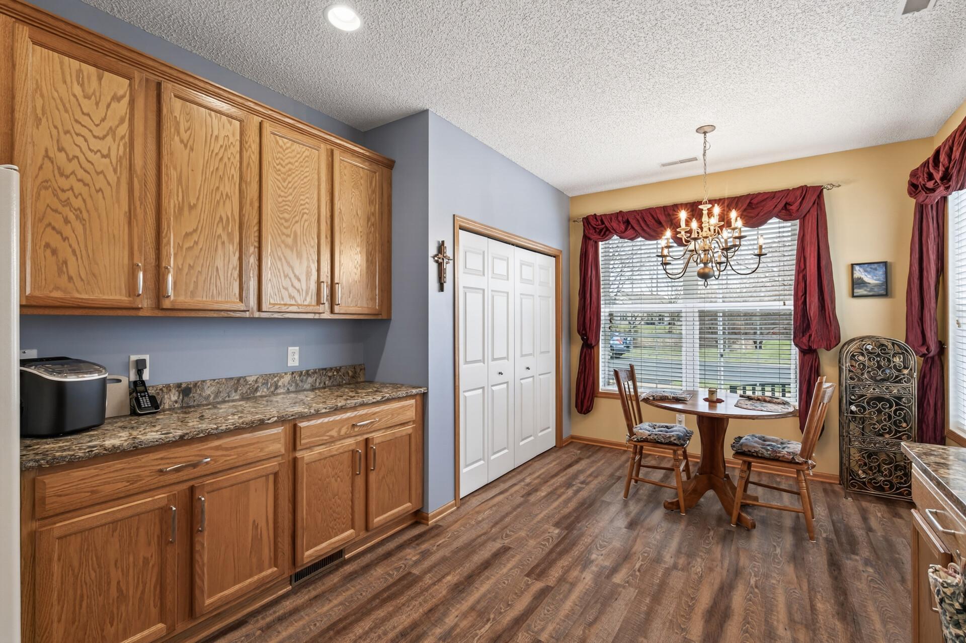 15739 Farnham Avenue N