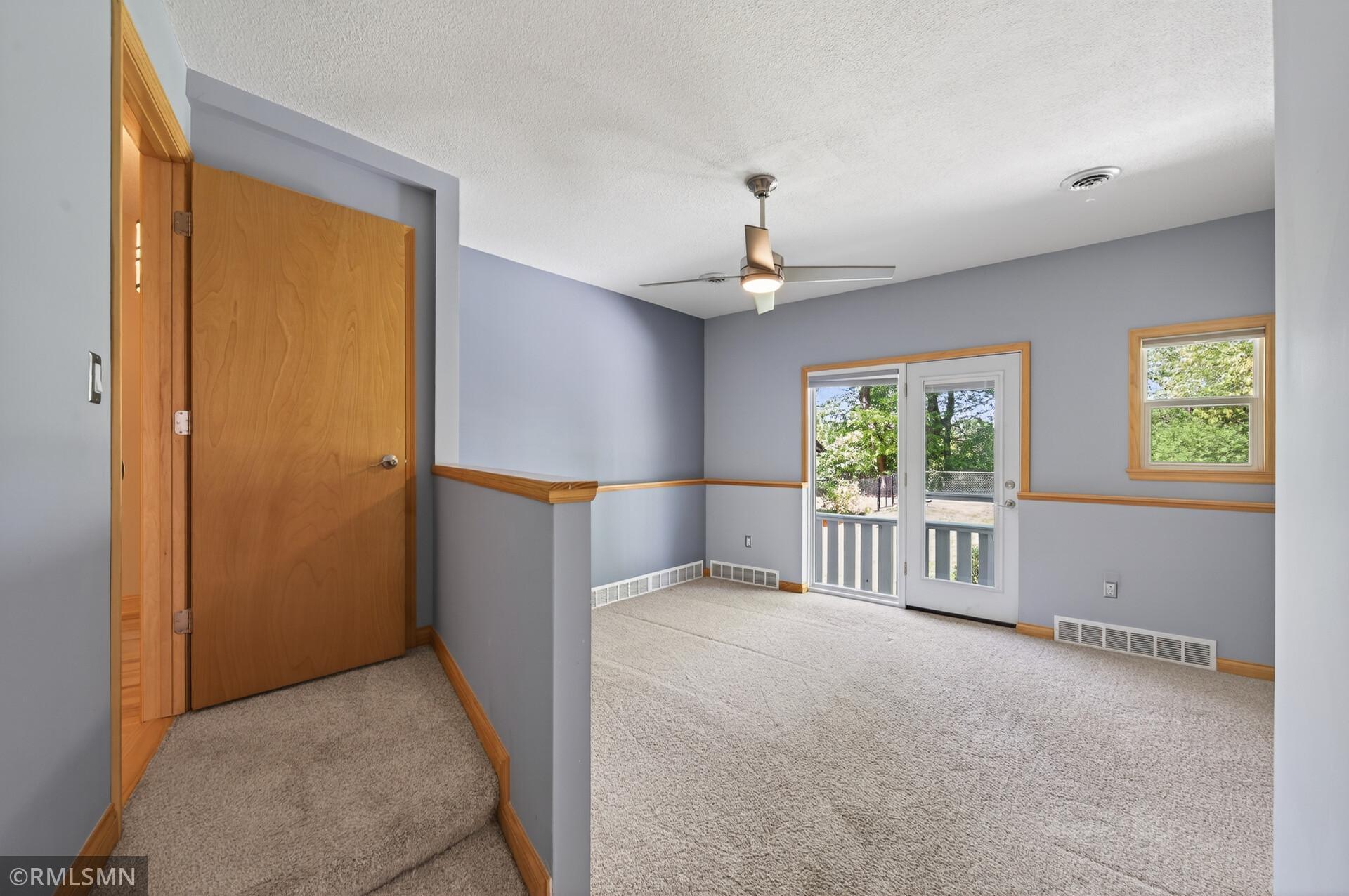 5931 Hobe Lane