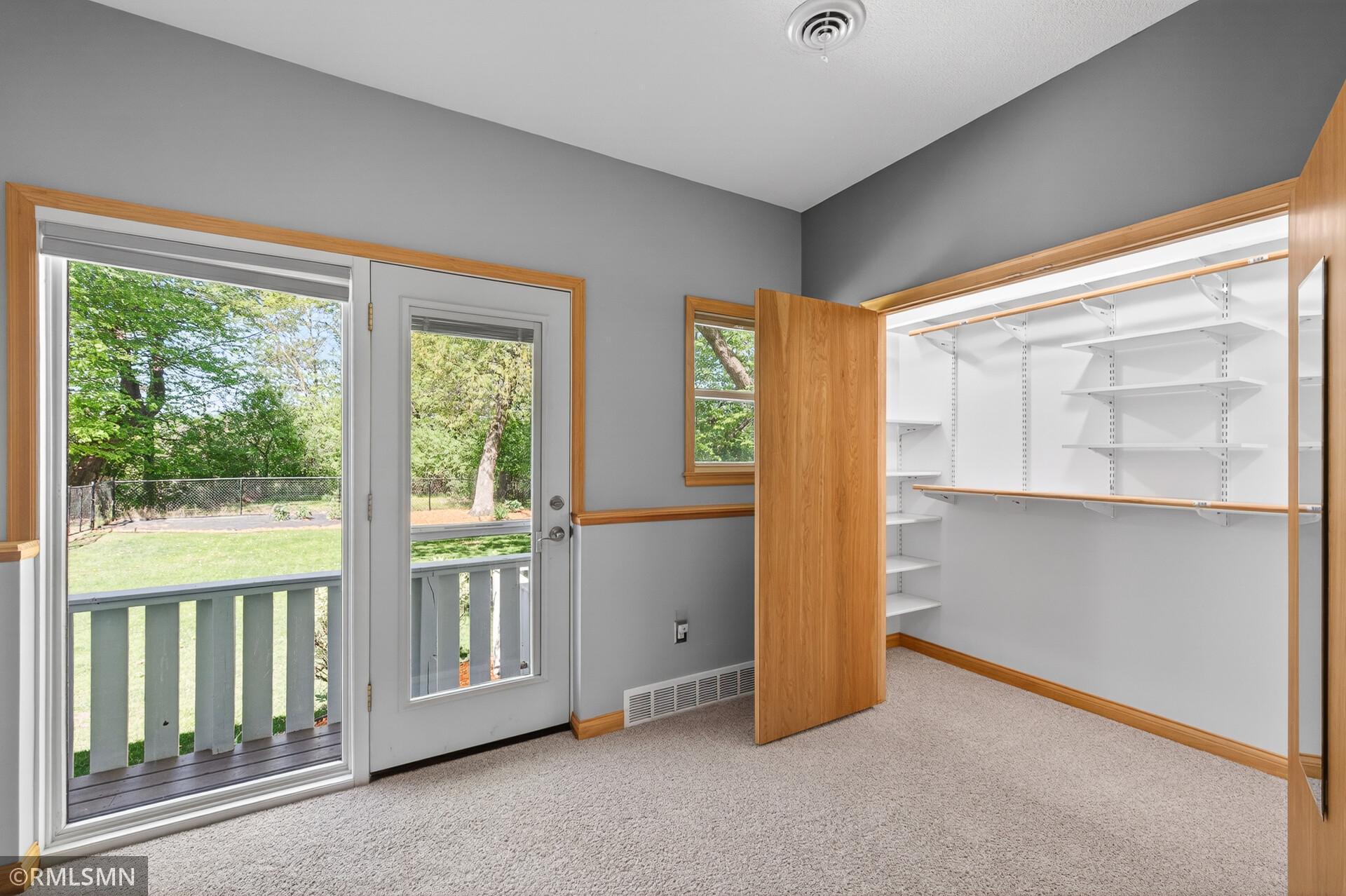 5931 Hobe Lane