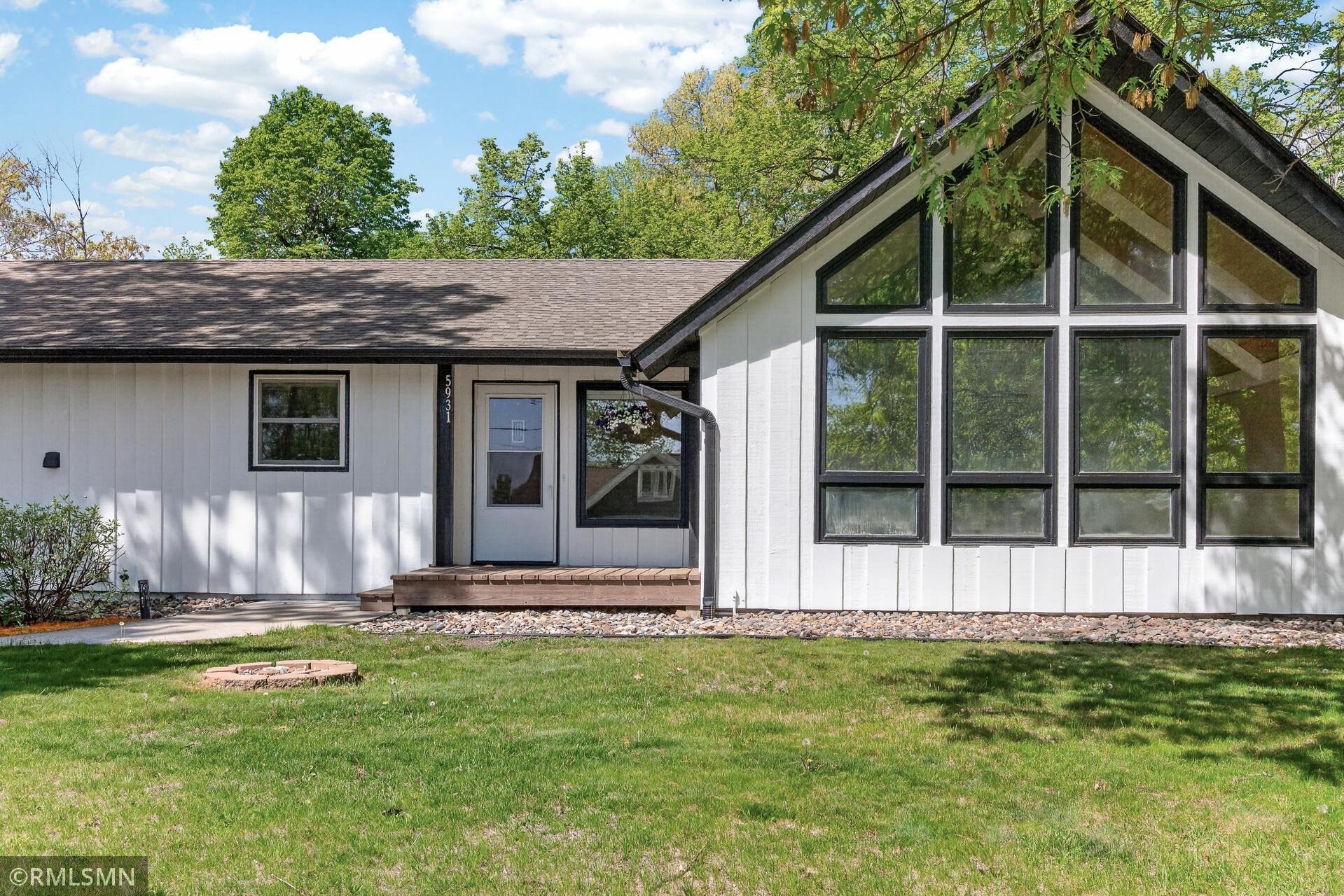 5931 Hobe Lane