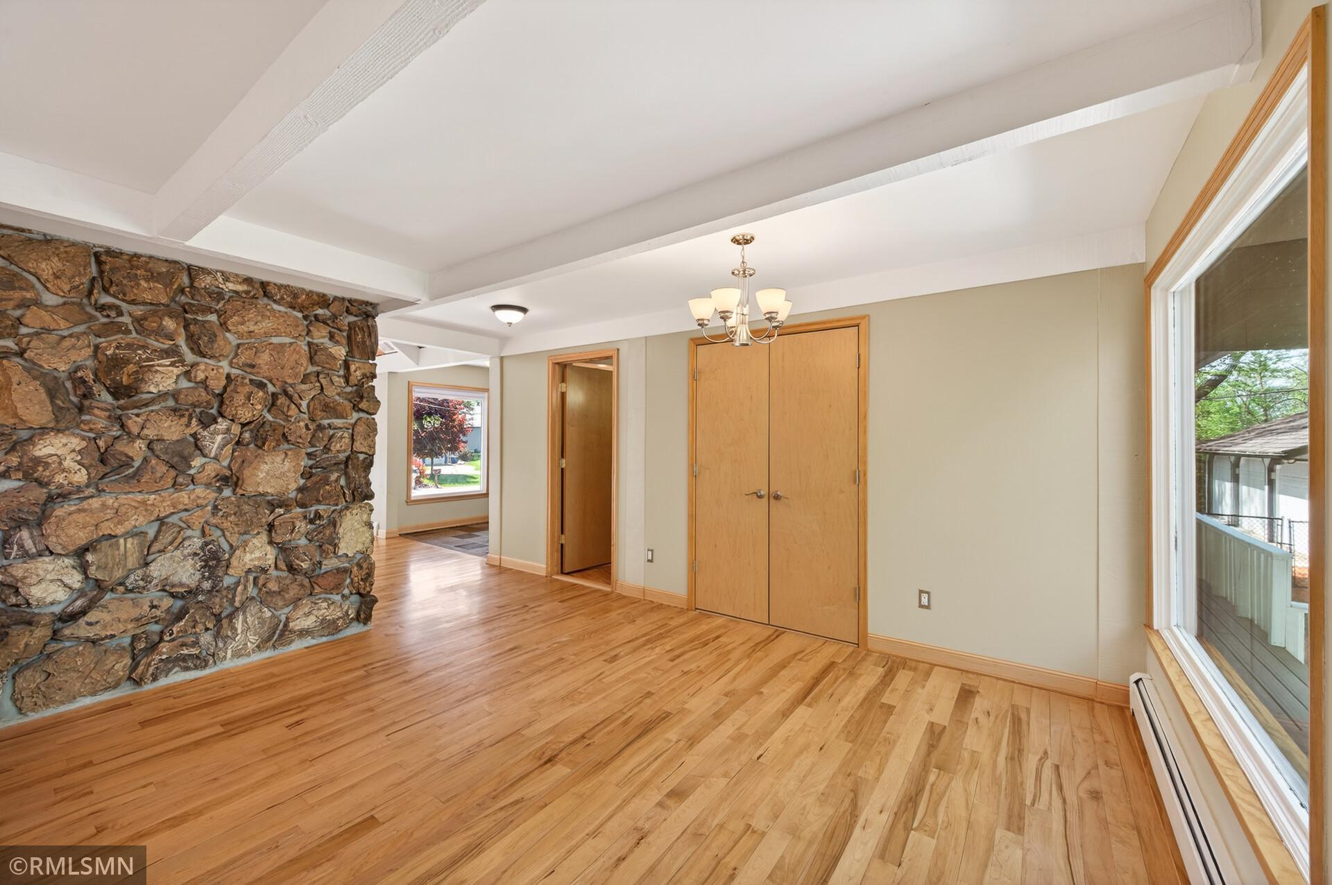 5931 Hobe Lane