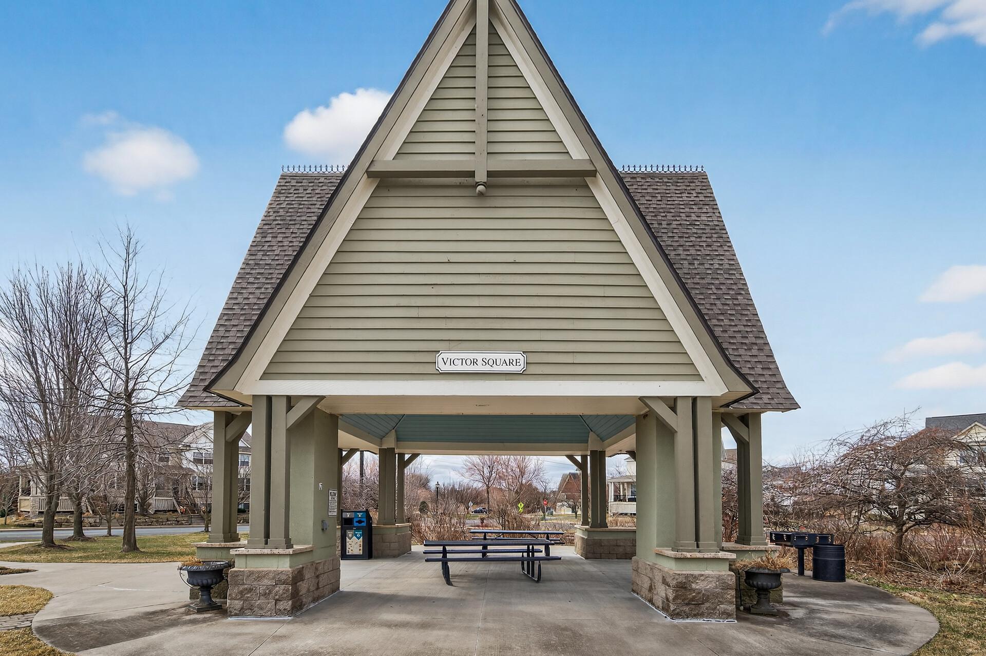 4372 Victor Path Unit: 2