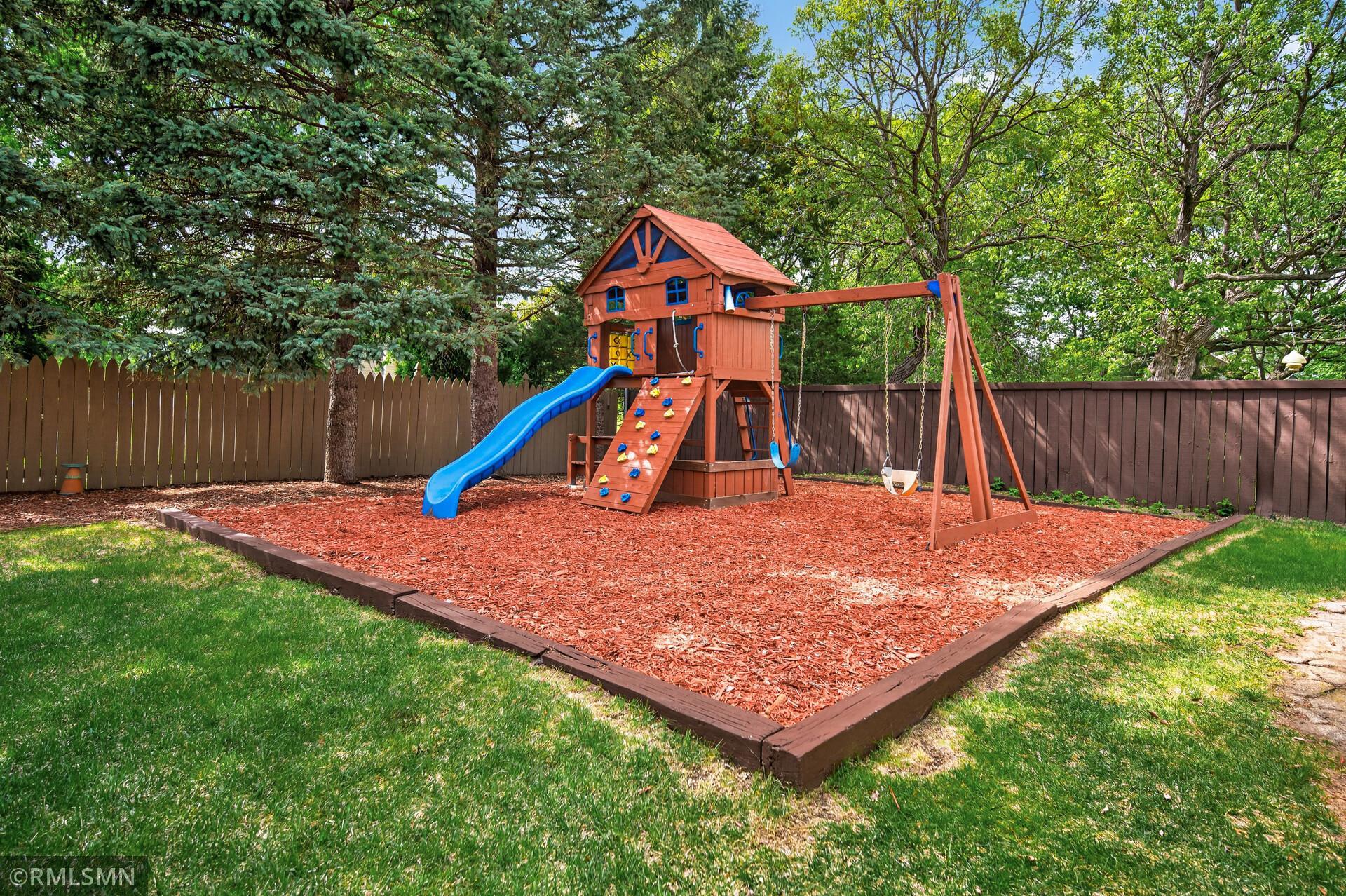 15080 Bluebird Street NW