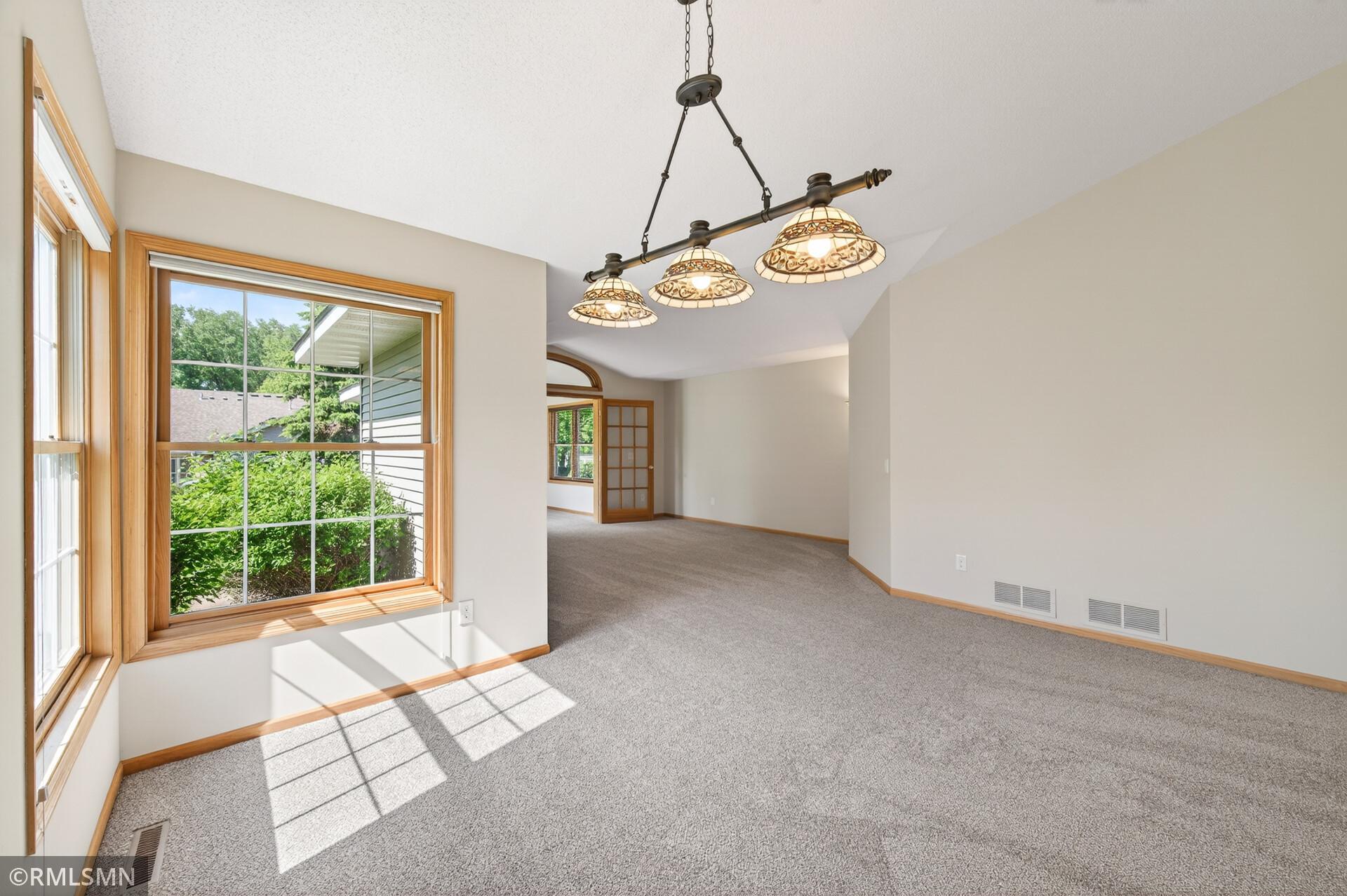 2133 Southwind Road