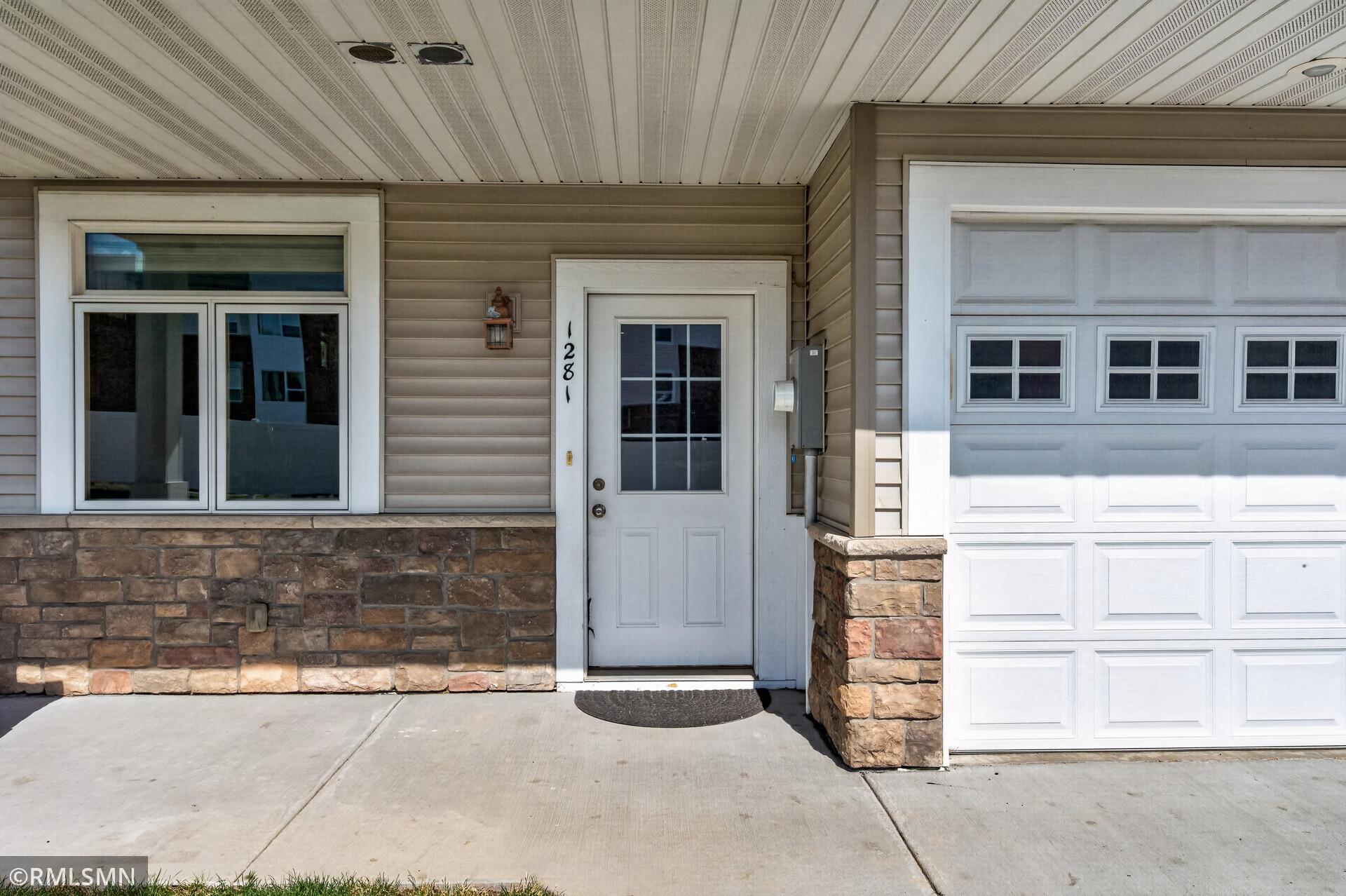 1281 County Road D Circle E