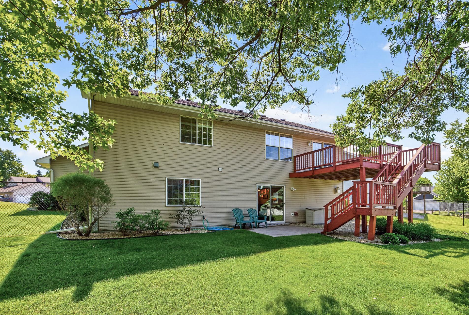 893 Marnie Circle S