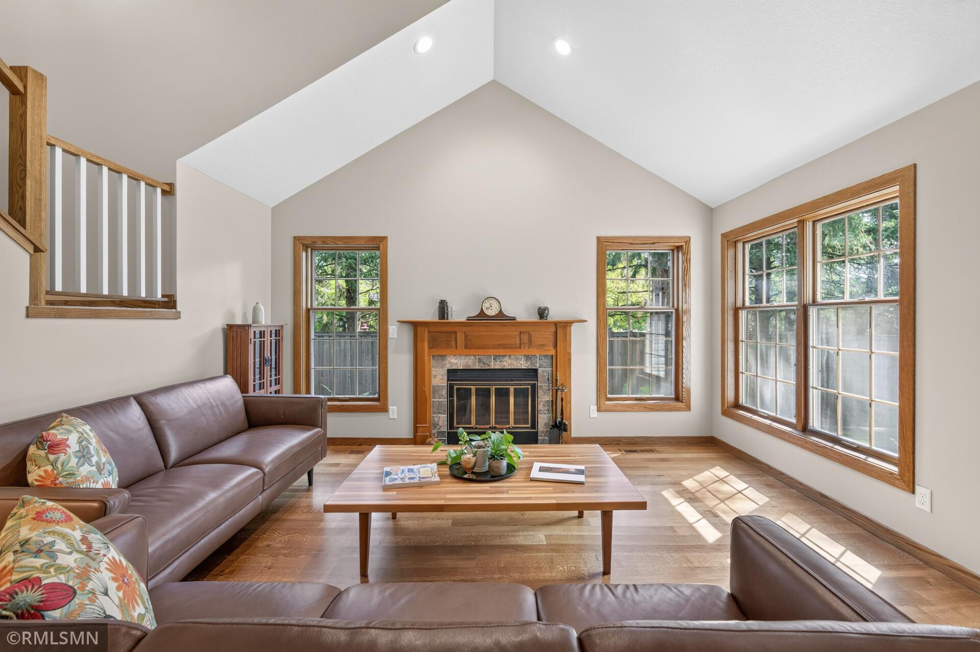 4425 Oakmede Lane