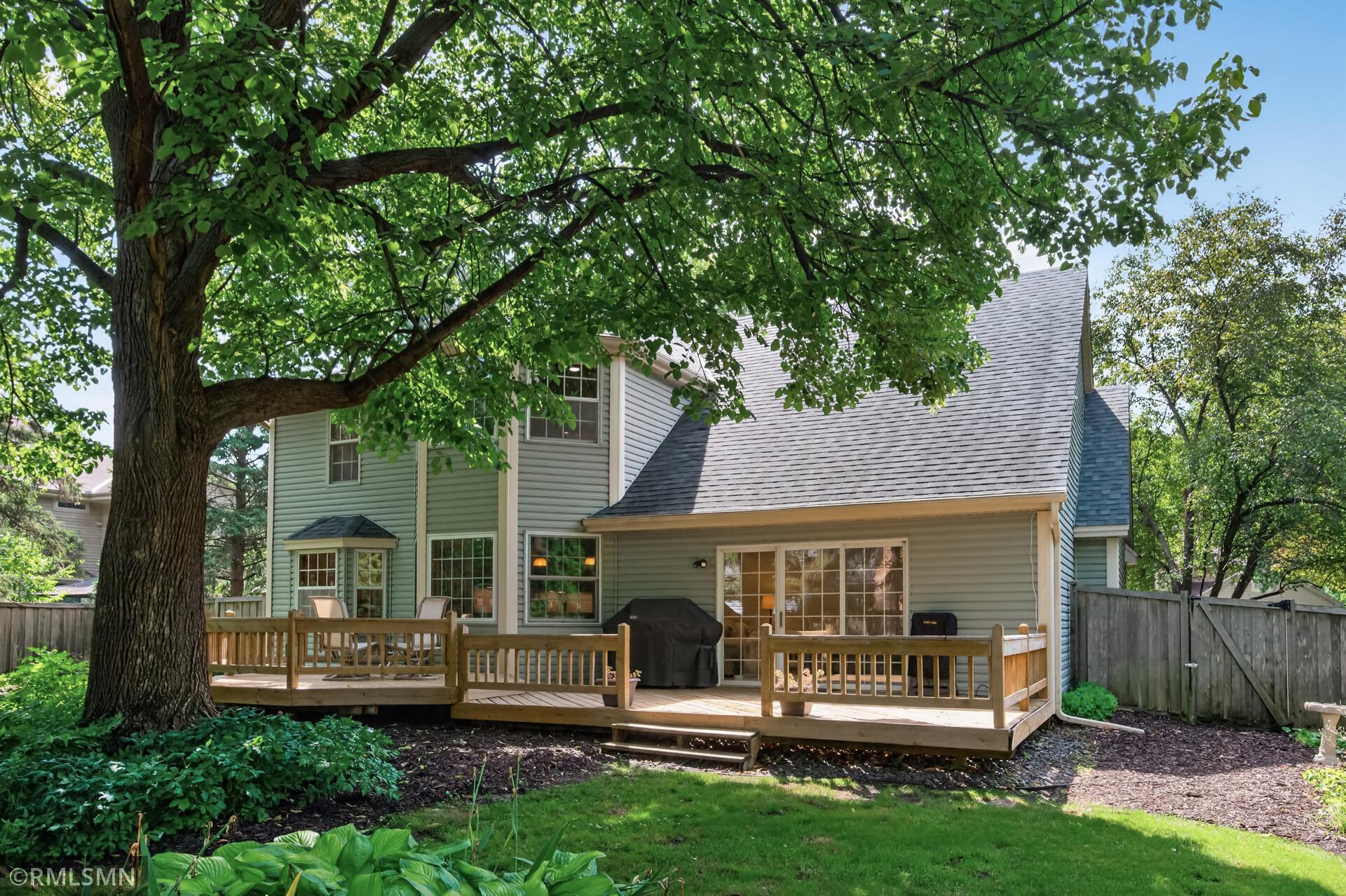 4425 Oakmede Lane