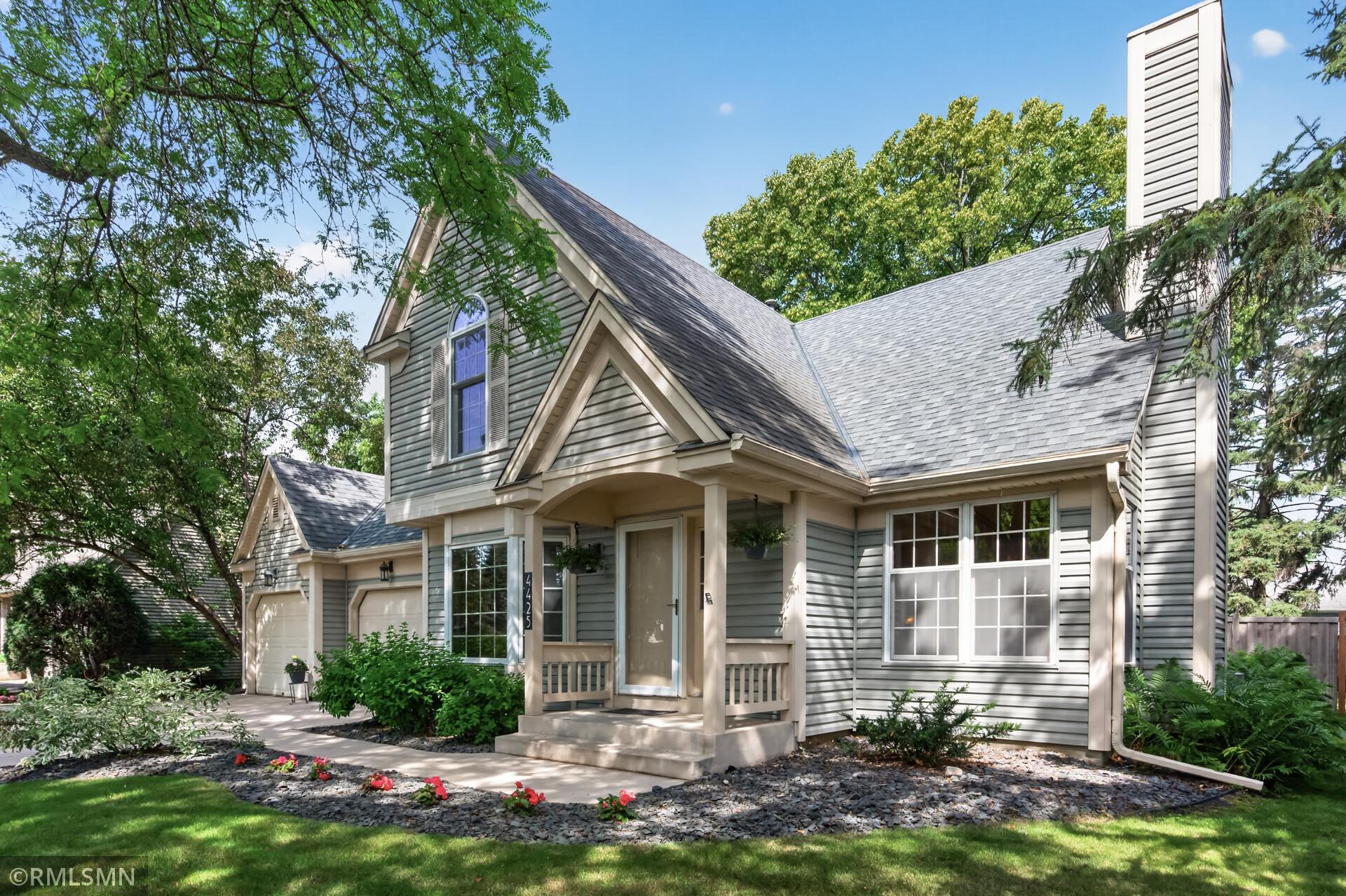 4425 Oakmede Lane