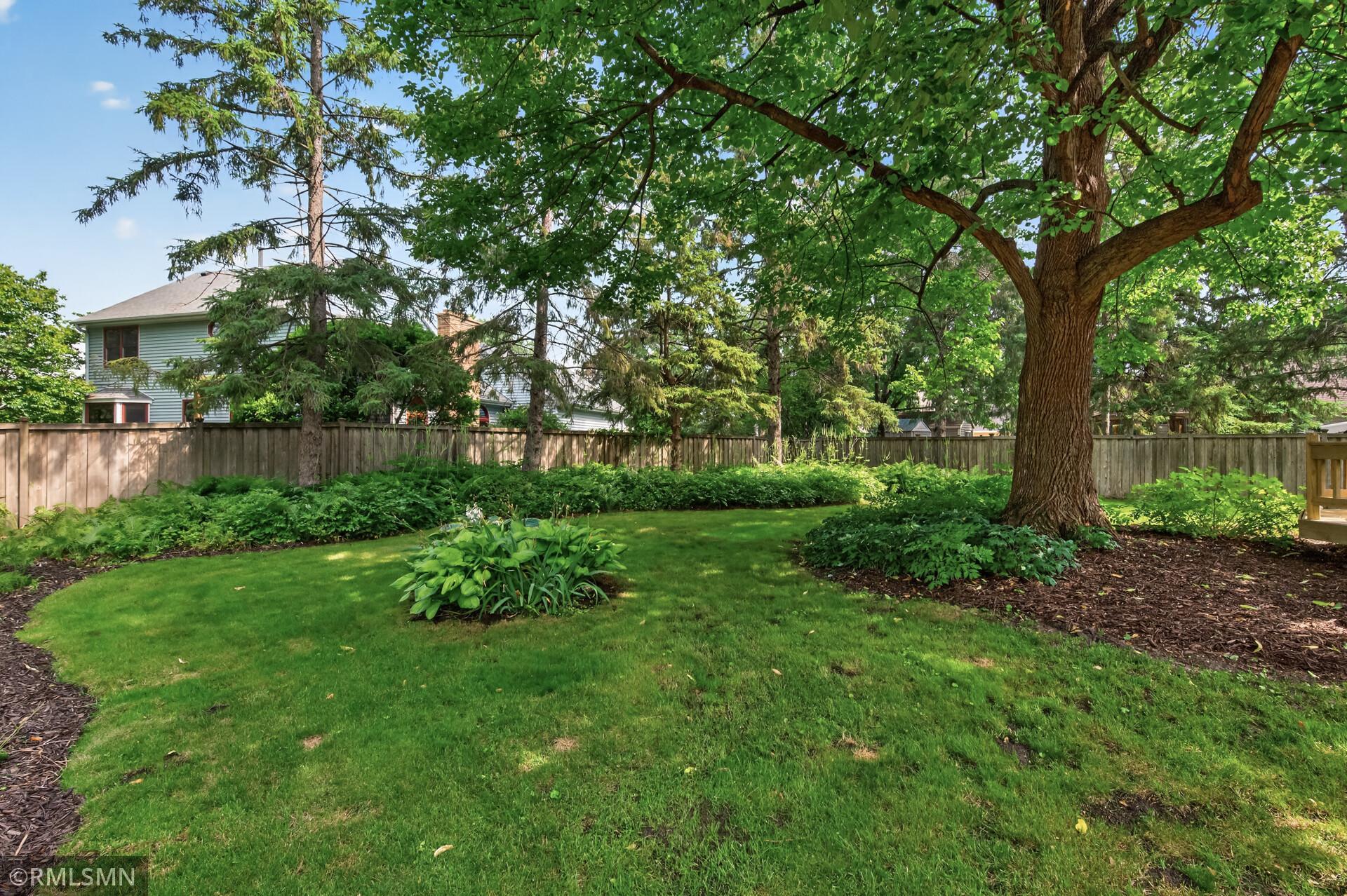 4425 Oakmede Lane