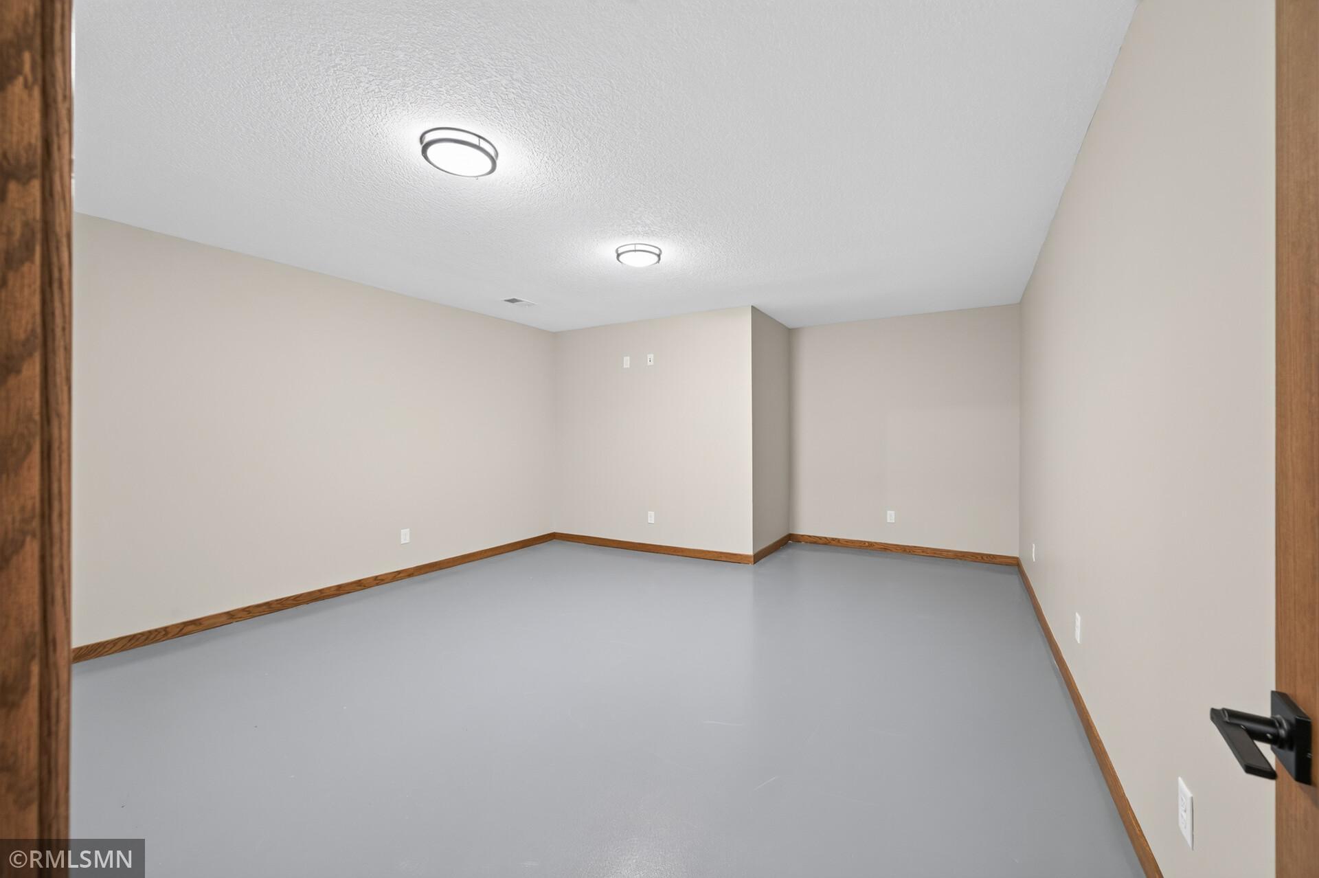 4425 Oakmede Lane