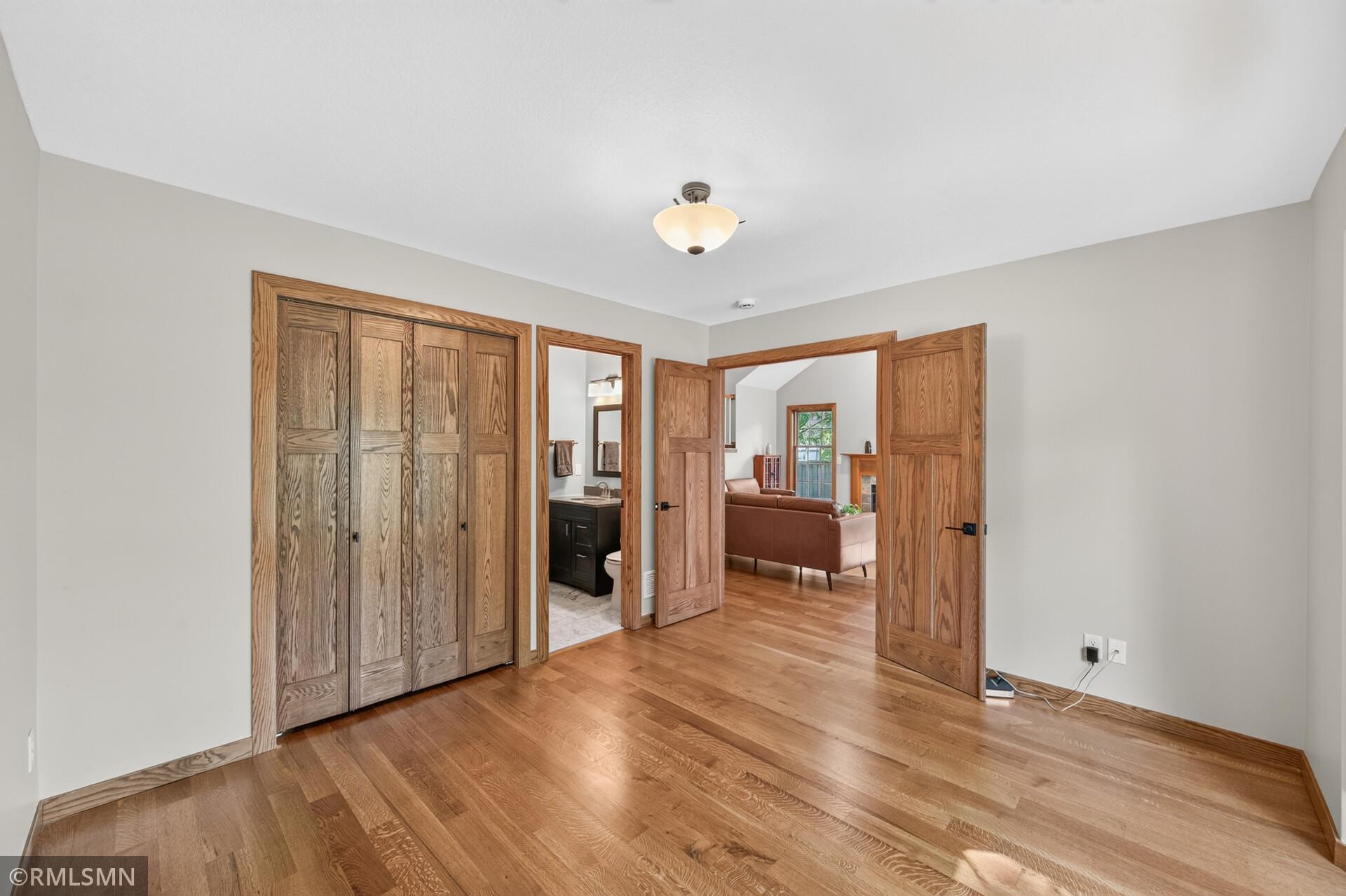 4425 Oakmede Lane