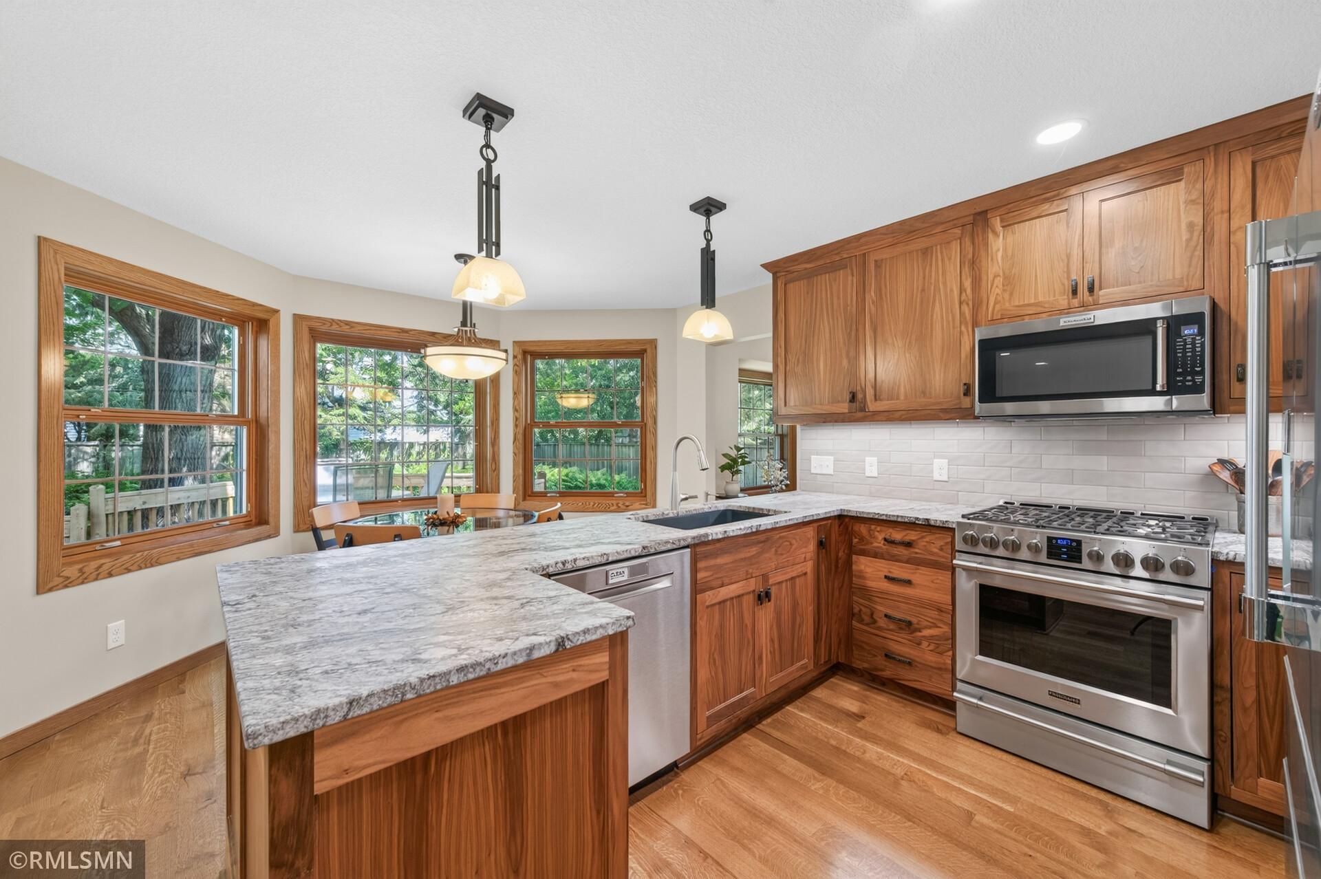 4425 Oakmede Lane