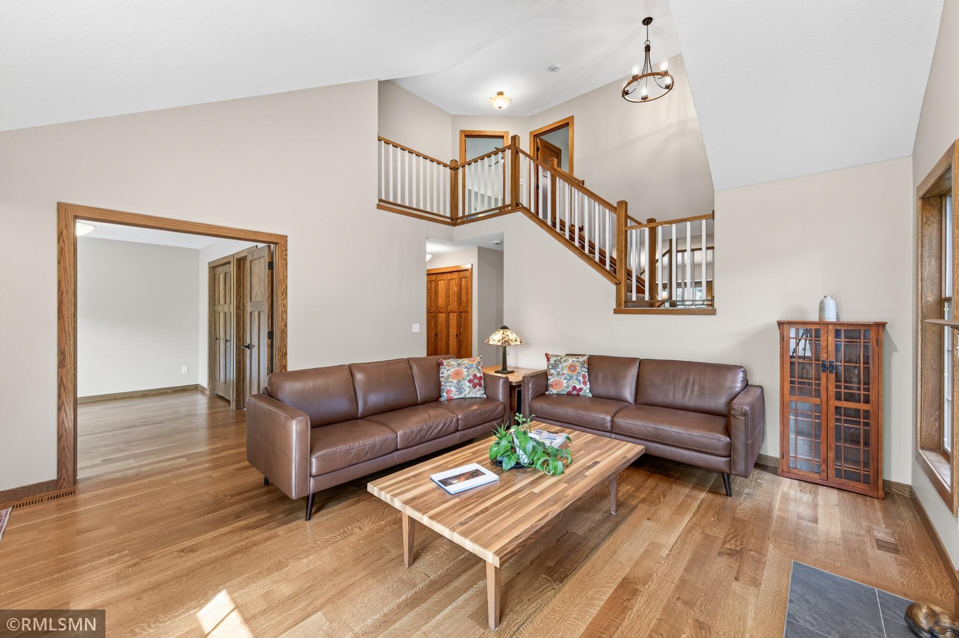 4425 Oakmede Lane