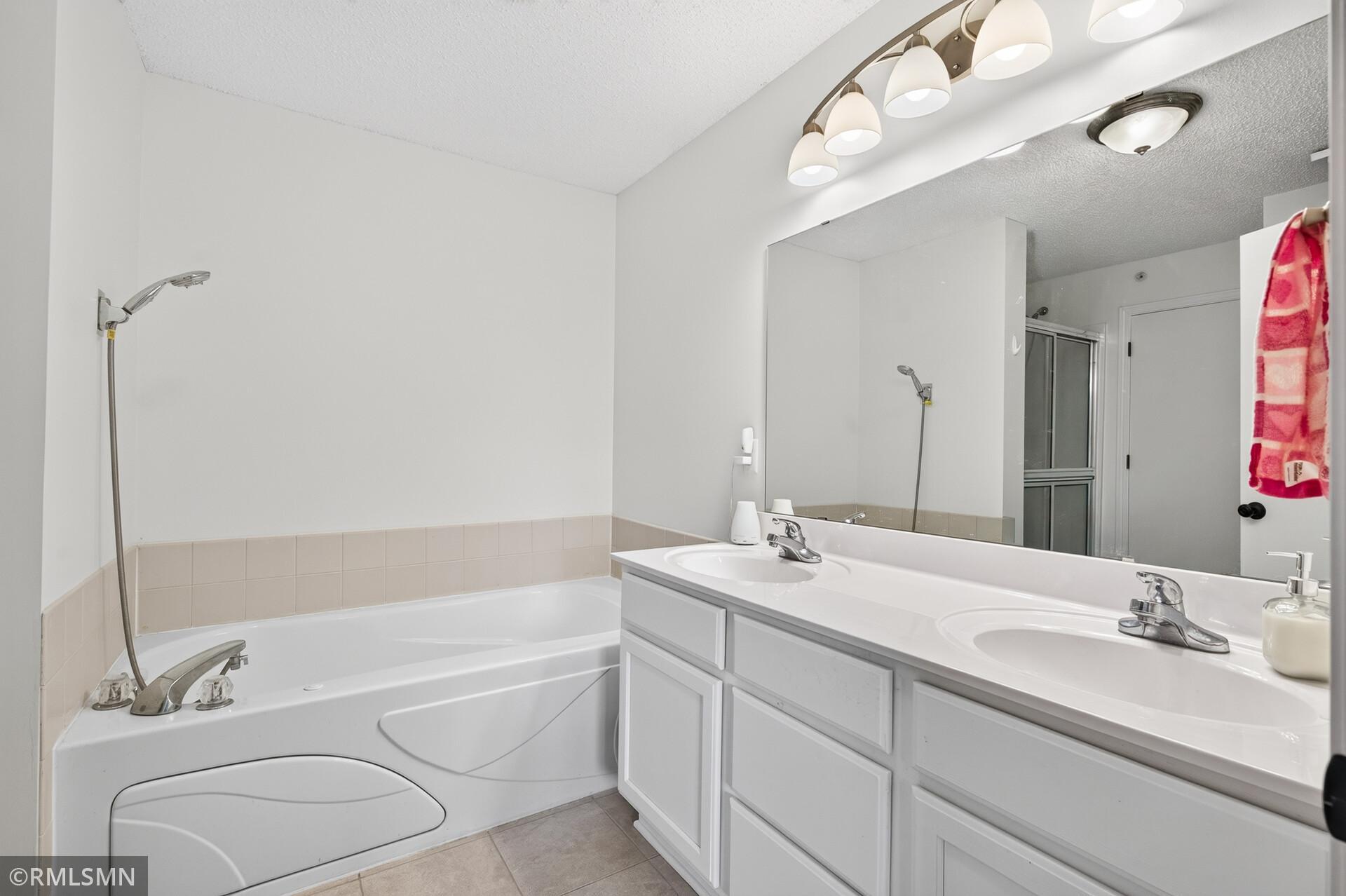 14086 Burgundy Way Unit: 1704