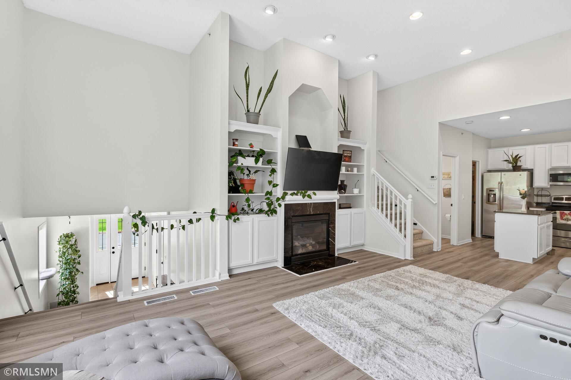 14086 Burgundy Way Unit: 1704