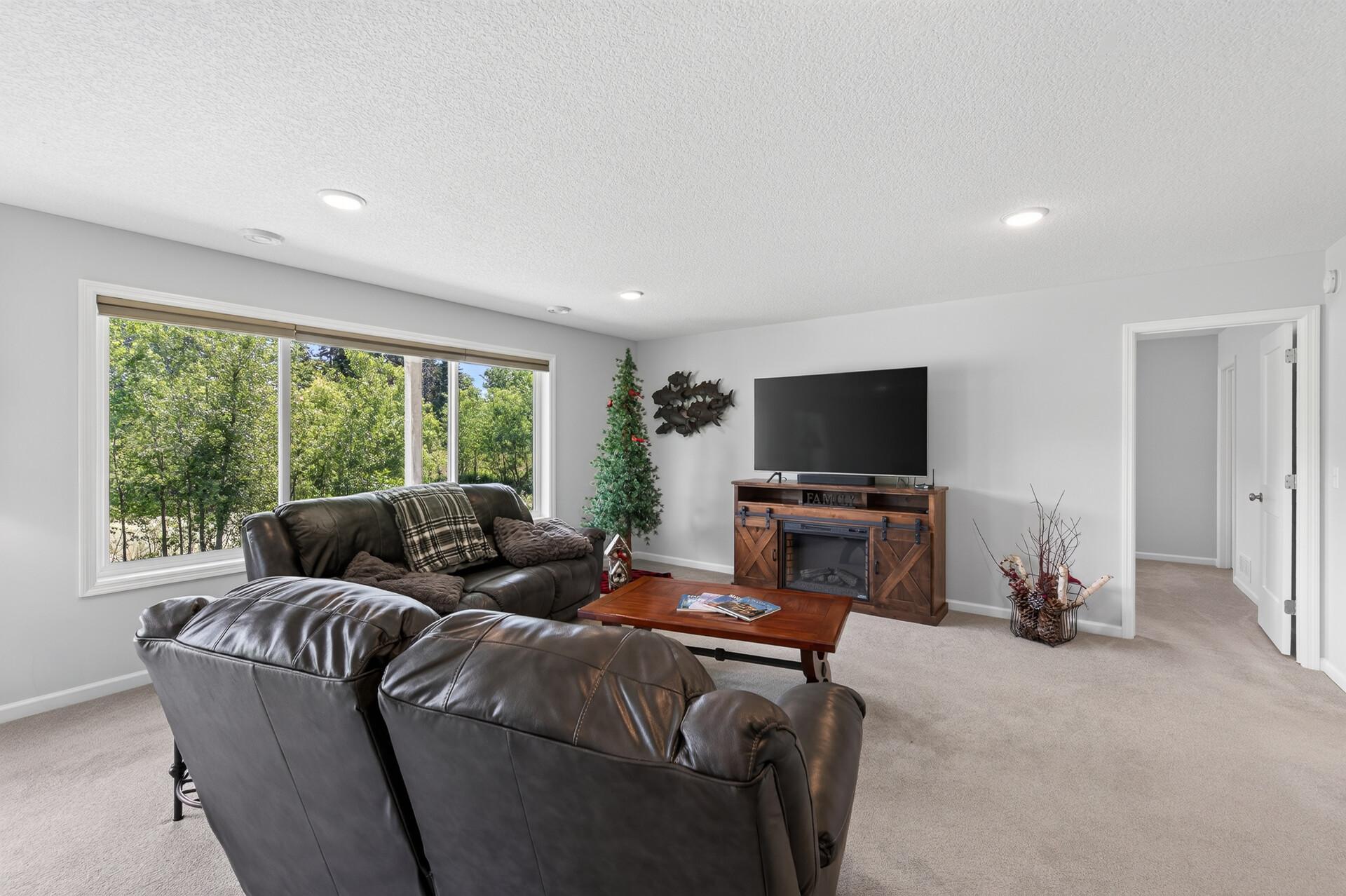 1144 Pine Hill Lane