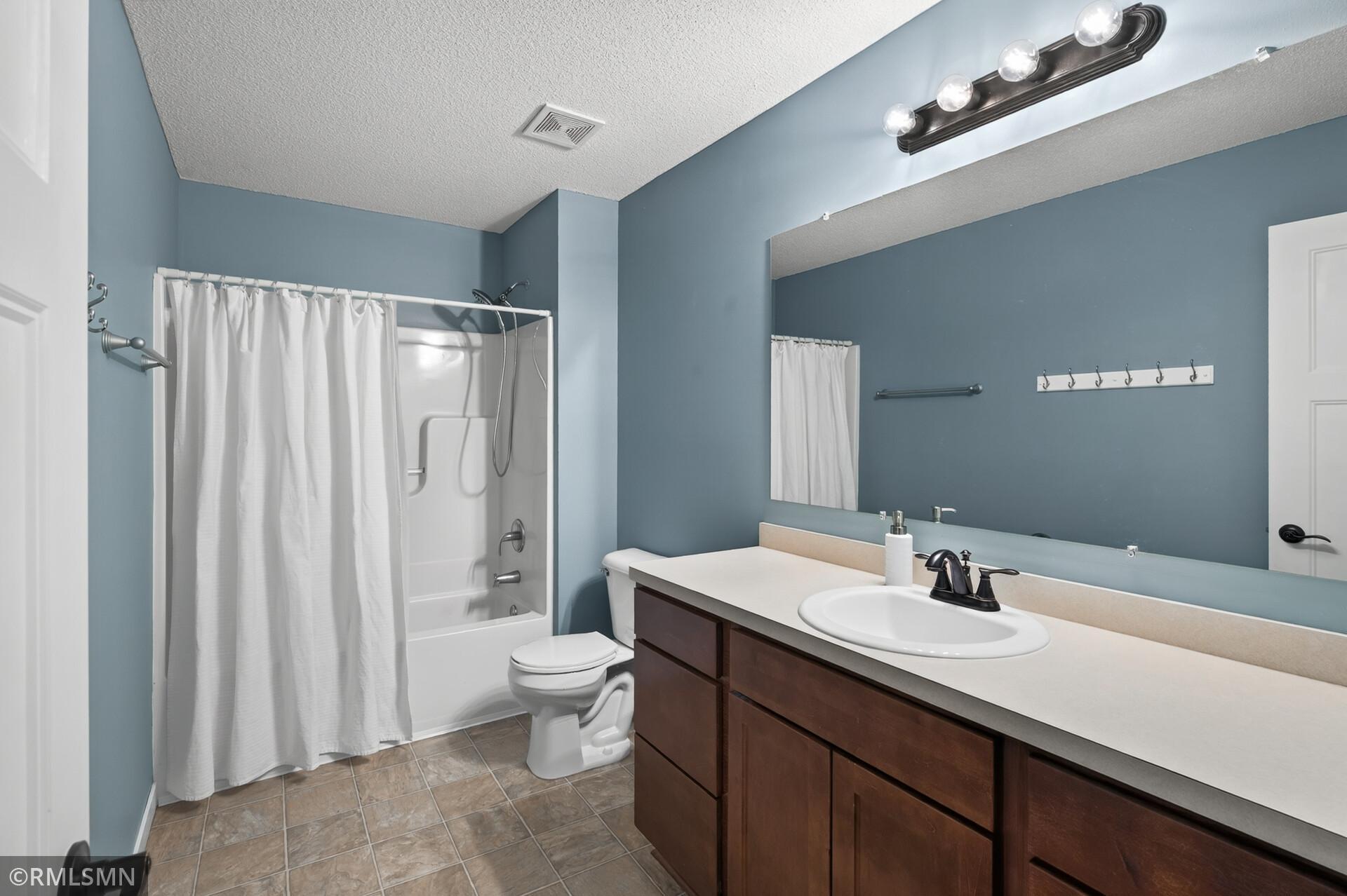 1289 County Road D Circle E Unit: A