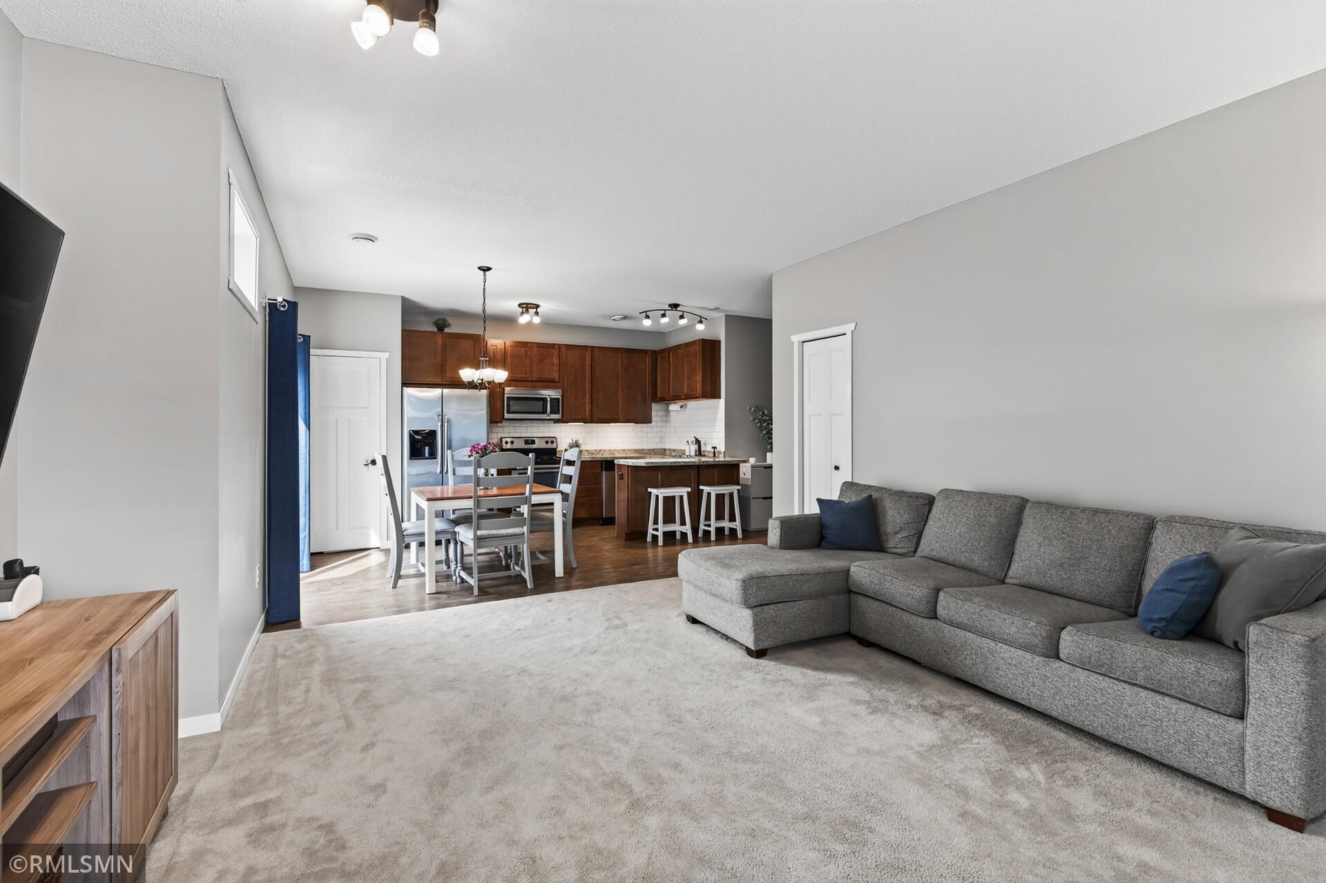 1289 County Road D Circle E Unit: A