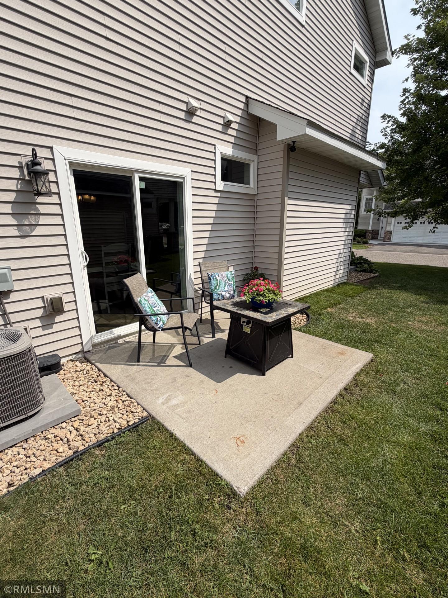 1289 County Road D Circle E Unit: A