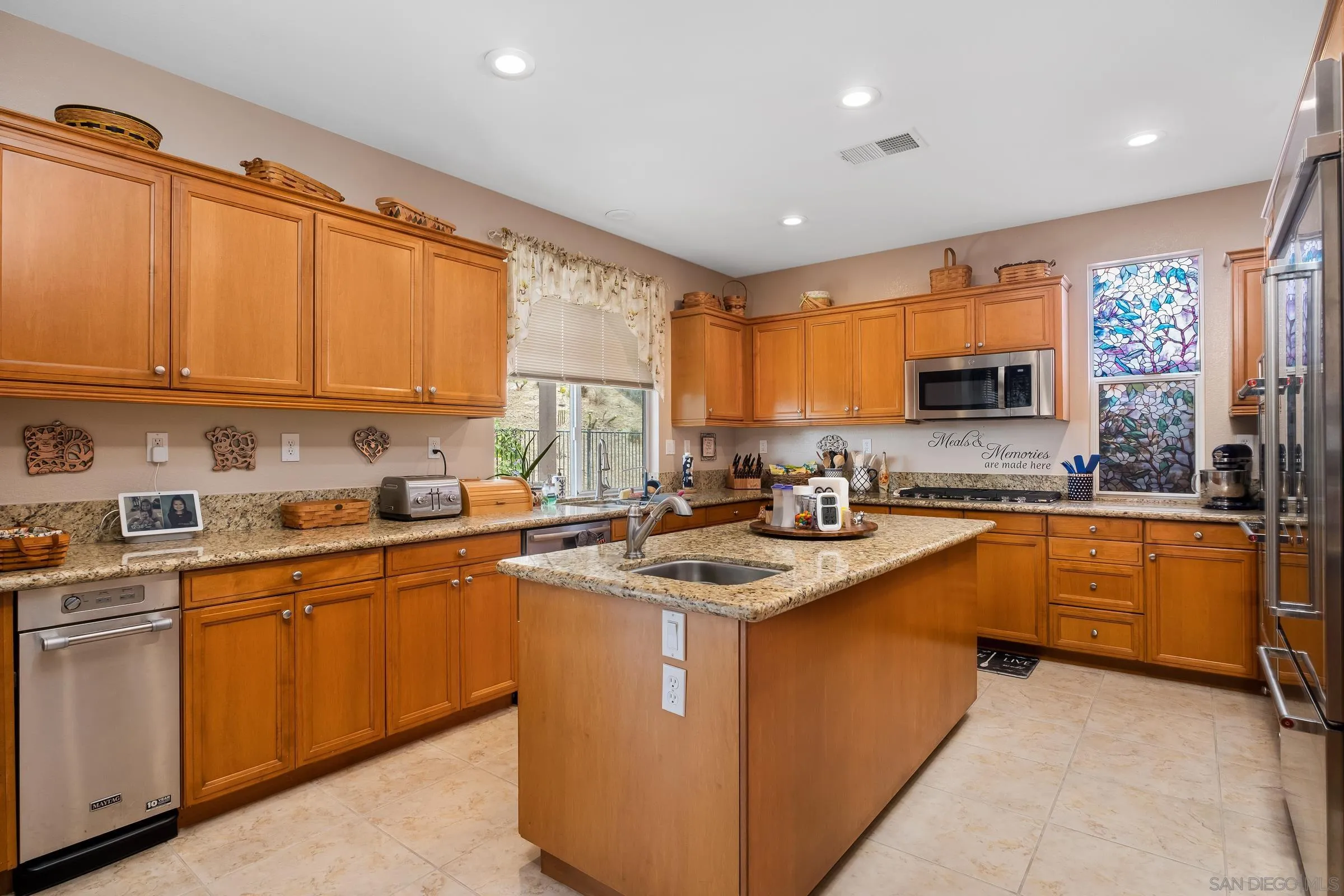 1058 Victory Ct