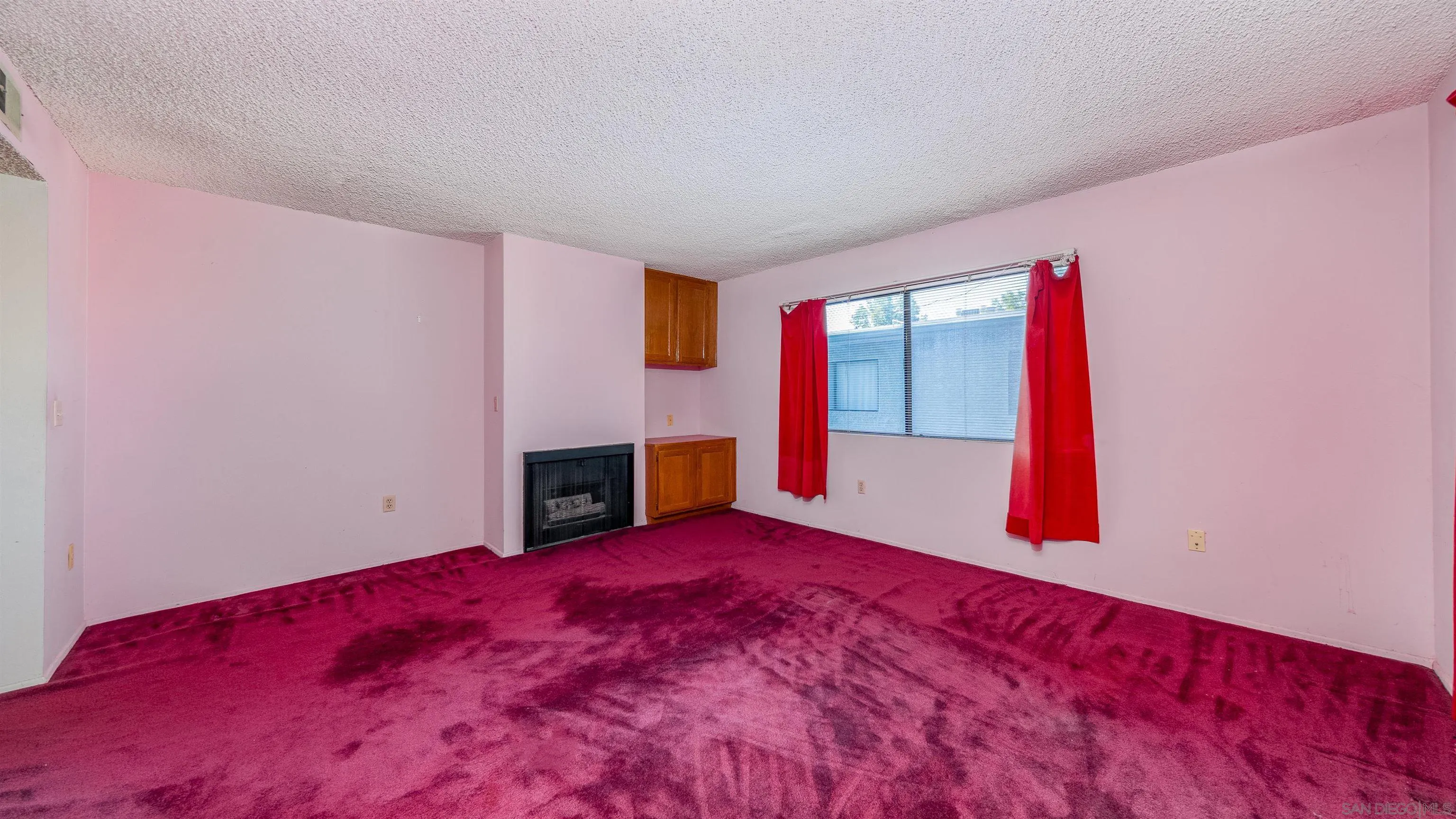 9140 Burnet Ave Unit 15