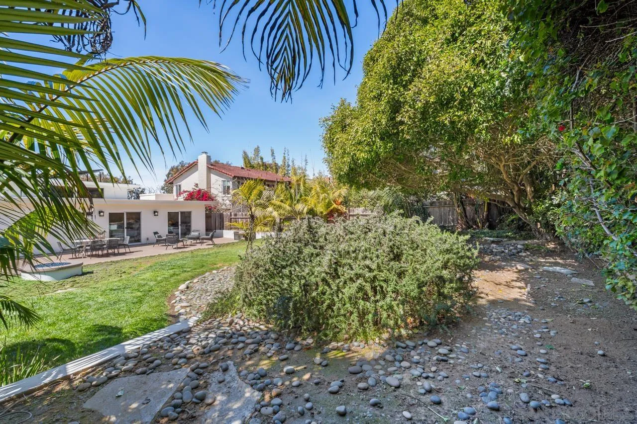 13711 Mercado Dr