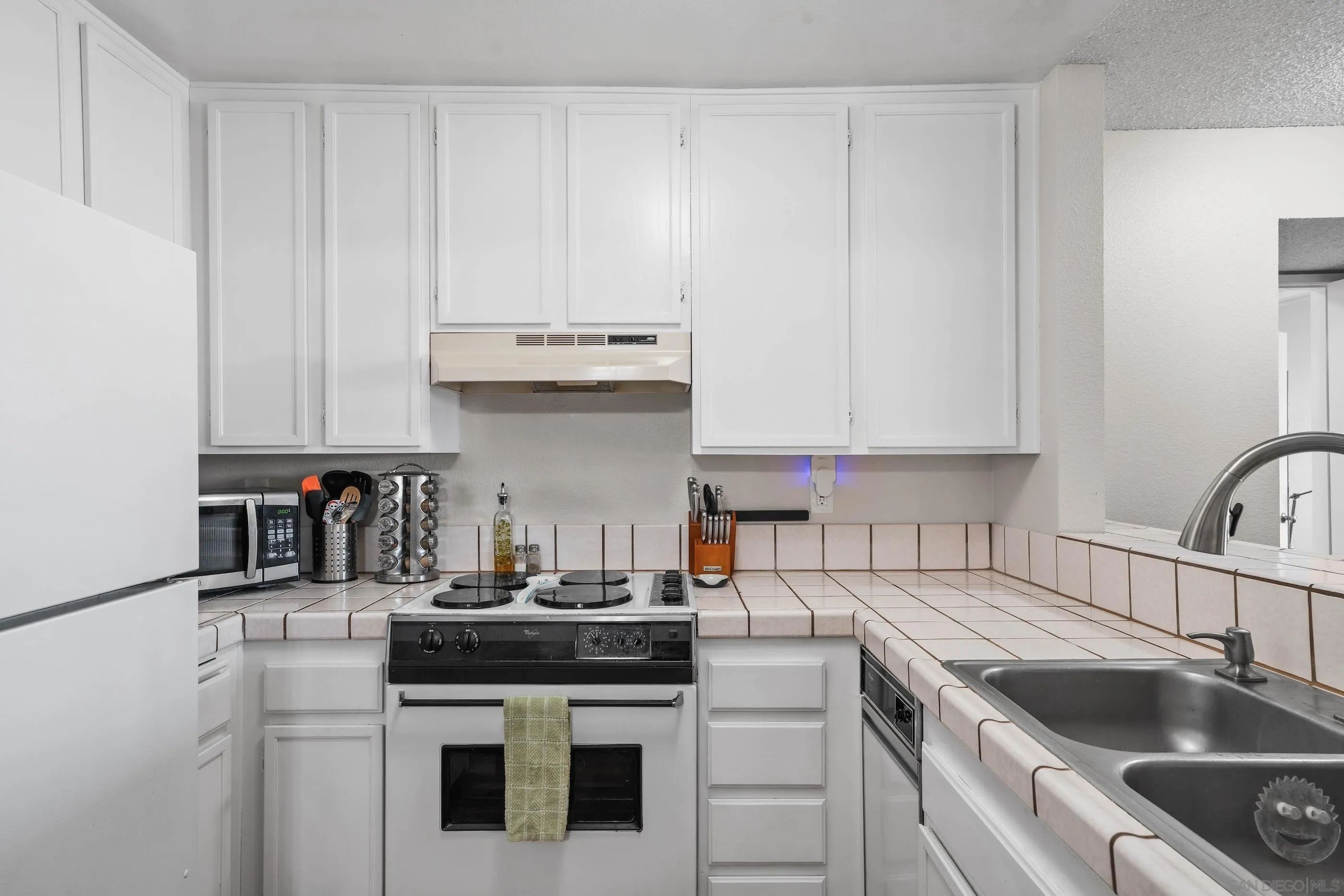 5985 Dandridge Ln Unit 103