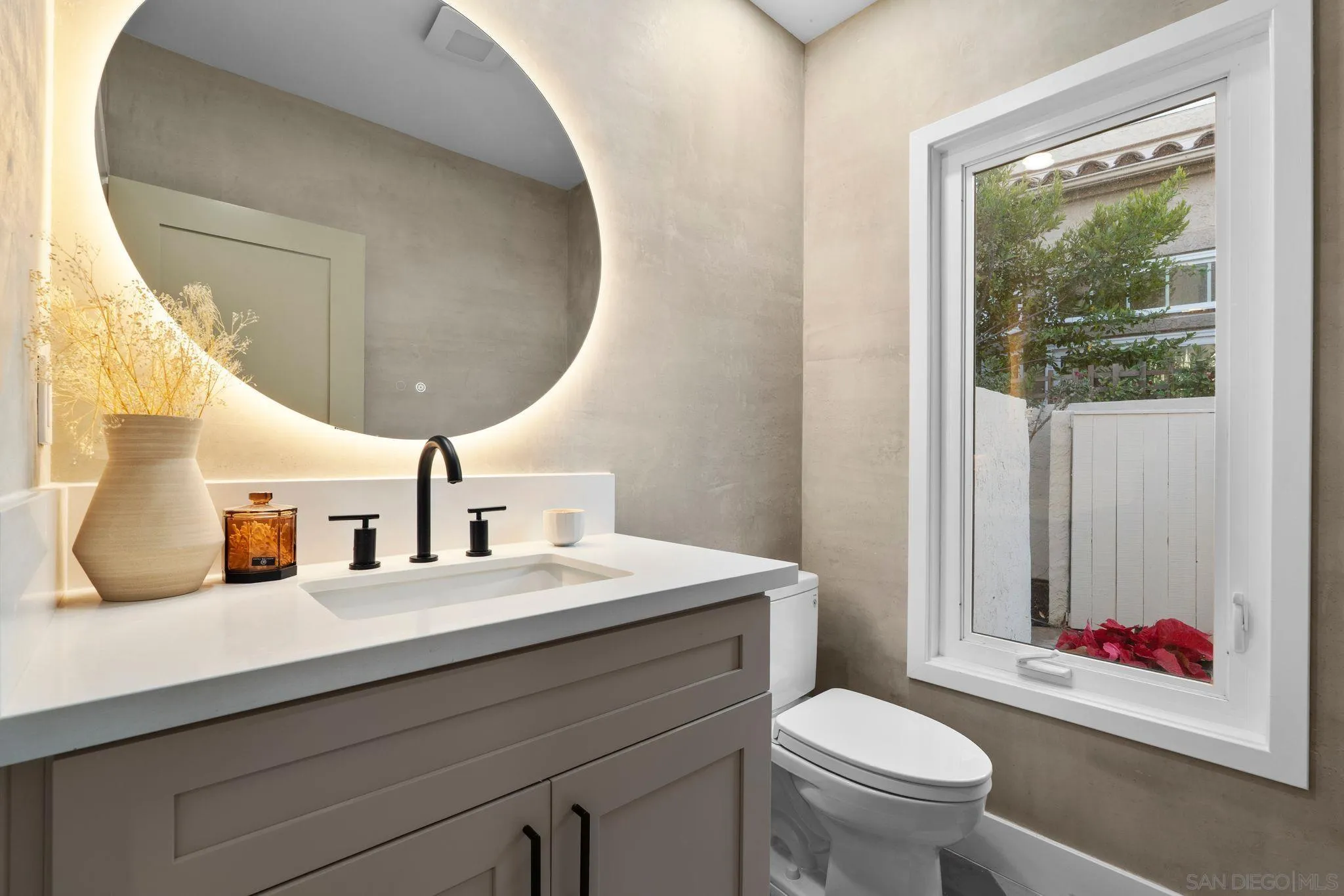 14740 Caminito Porta Delgada