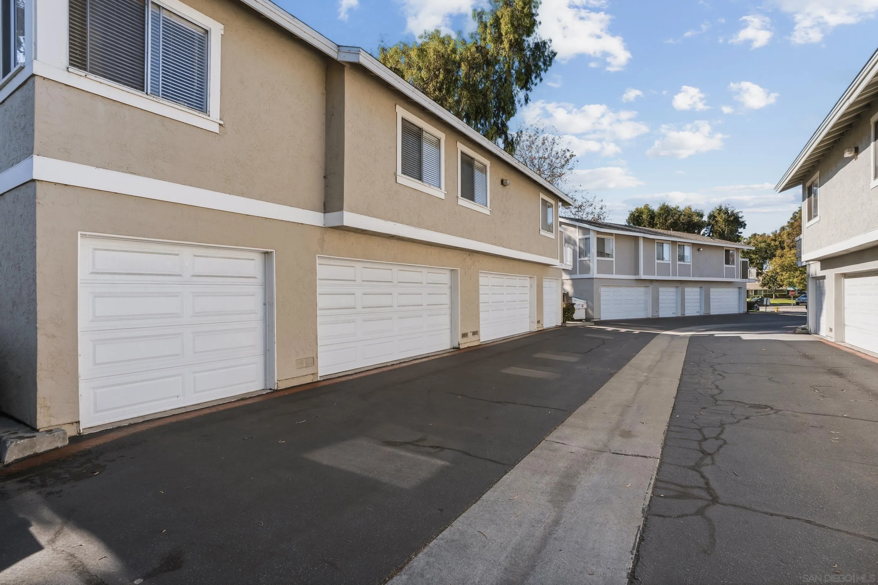 803 Shelter Cove Way