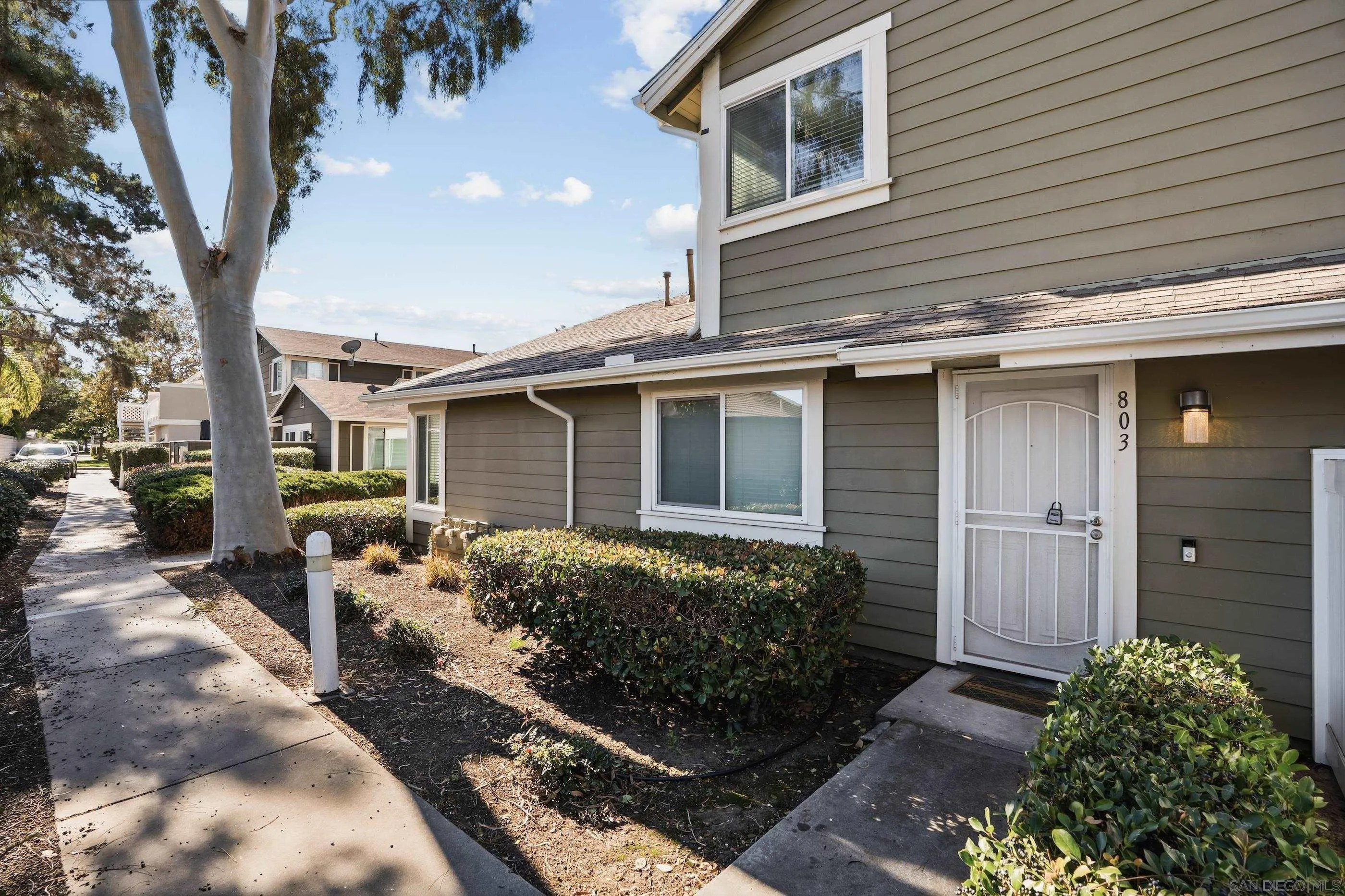 803 Shelter Cove Way