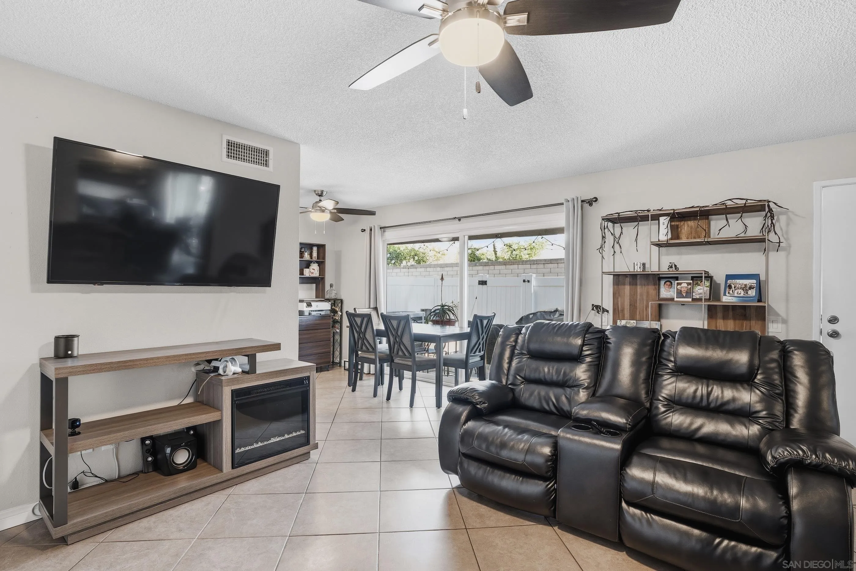 803 Shelter Cove Way