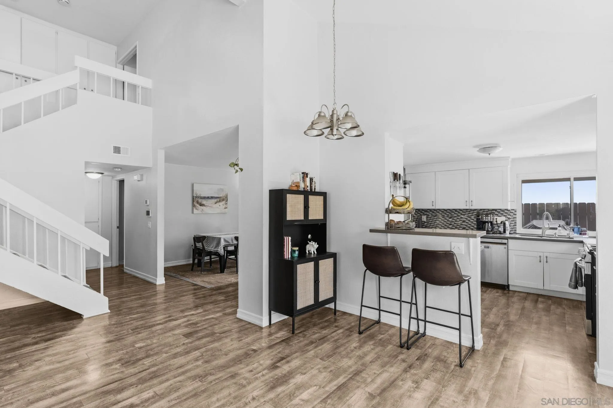 10131 Canyonridge