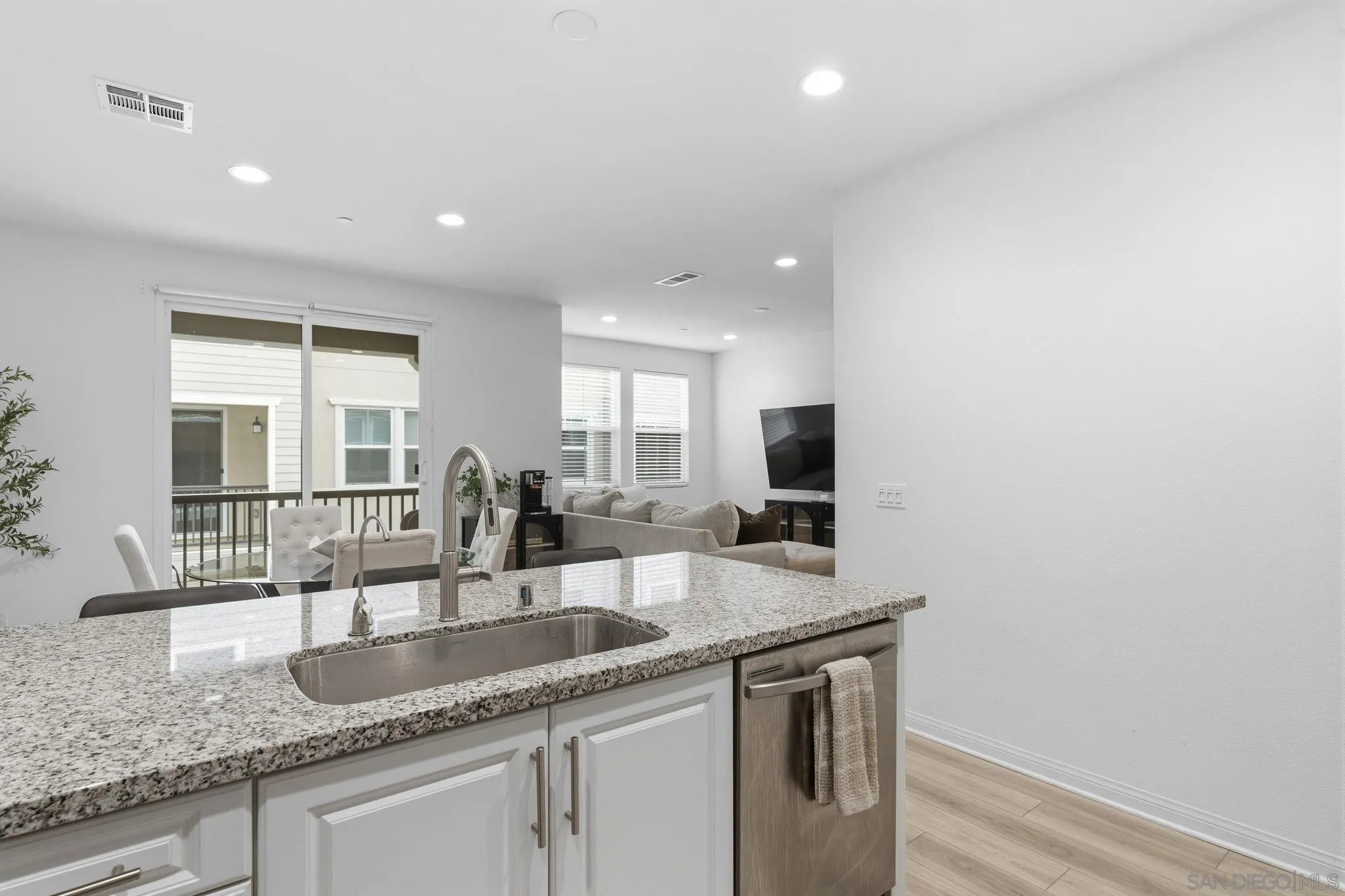 2815 Elderflower