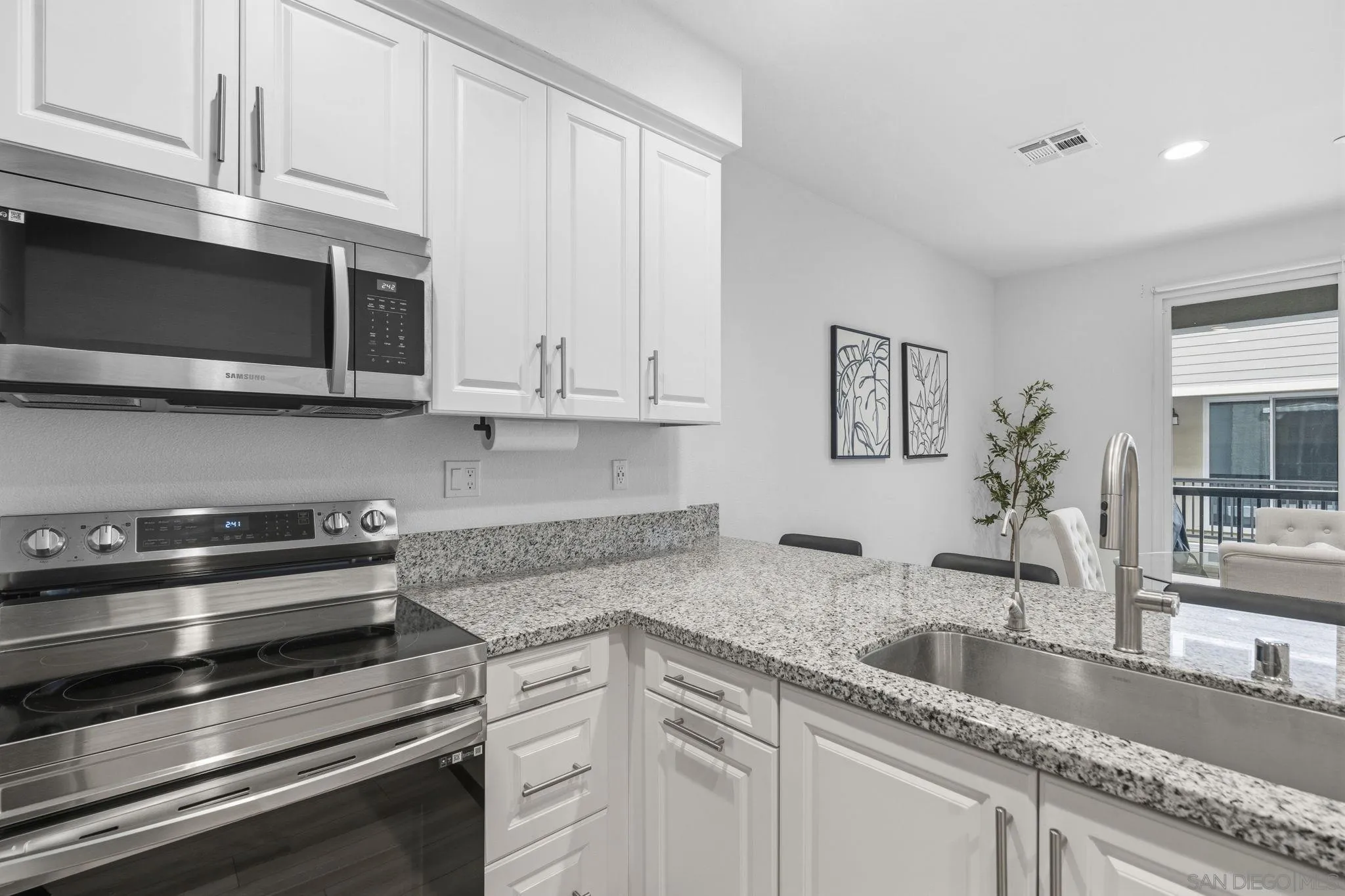 2815 Elderflower